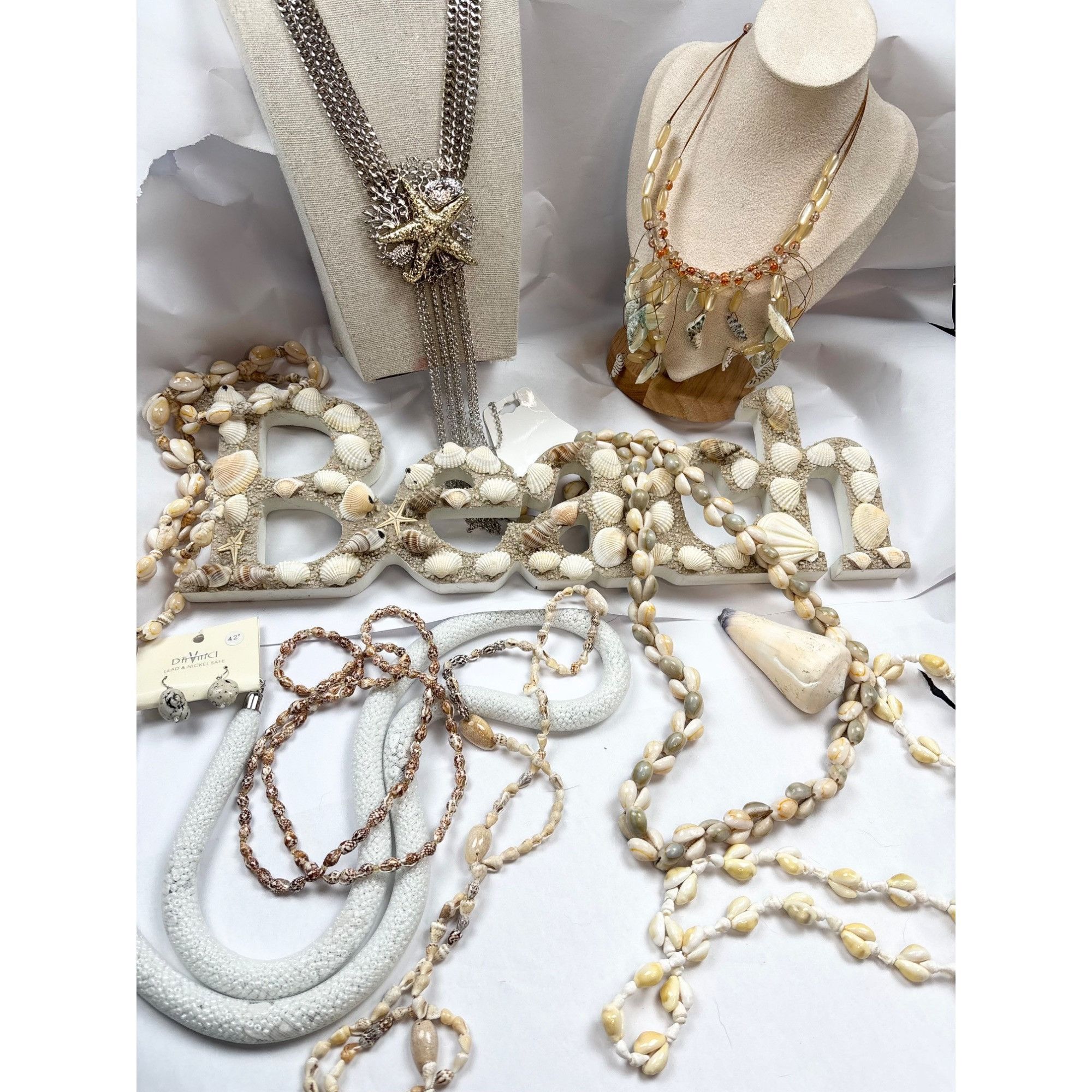 Handmade Beach-Inspired Shell & Chain Necklace Set Starfish & Seashel Size ONE SIZE - 1 Thumbnail