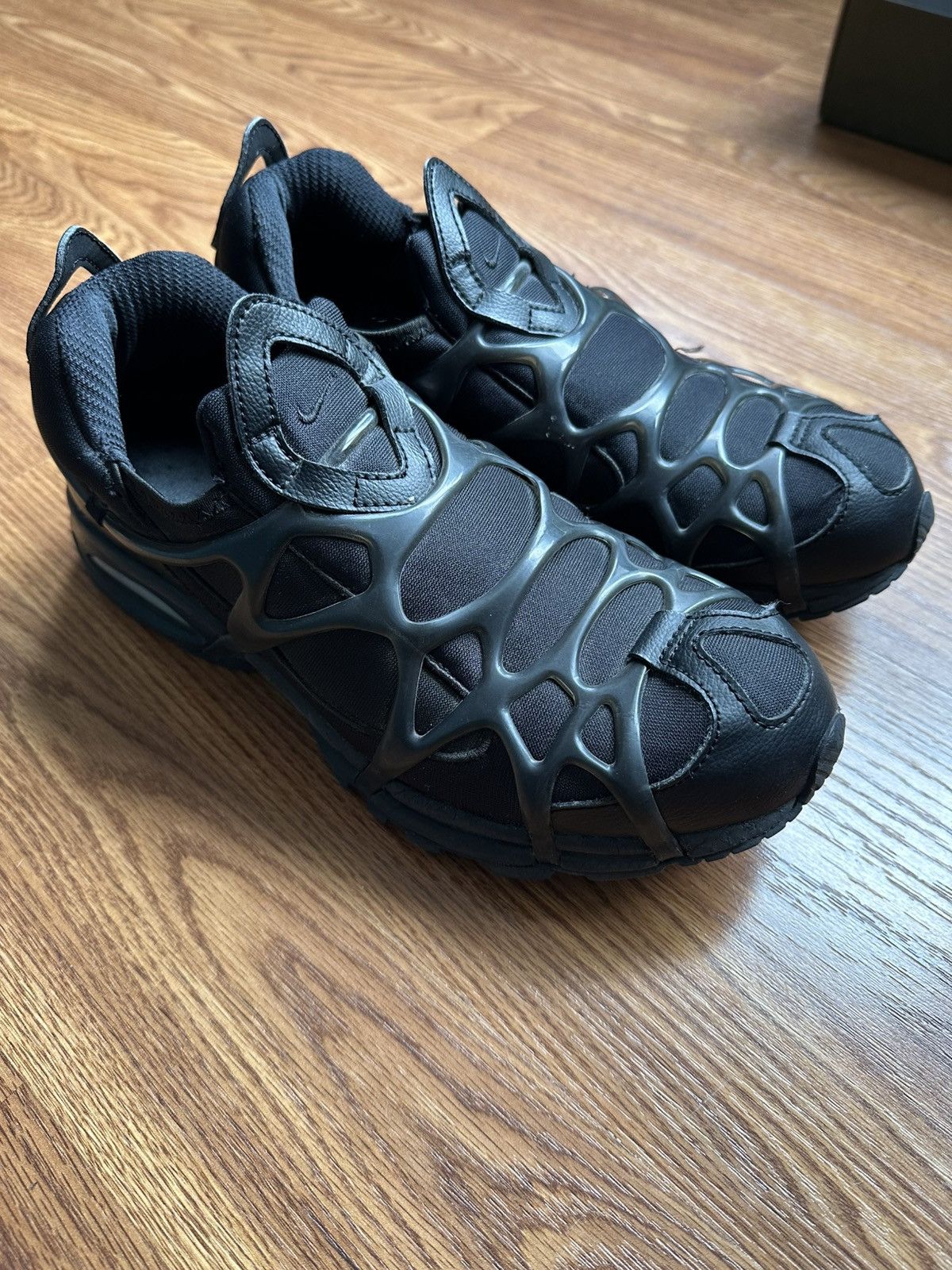 Nike Air Kukini Triple Black Size US 9 / EU 42 - 2 Thumbnail