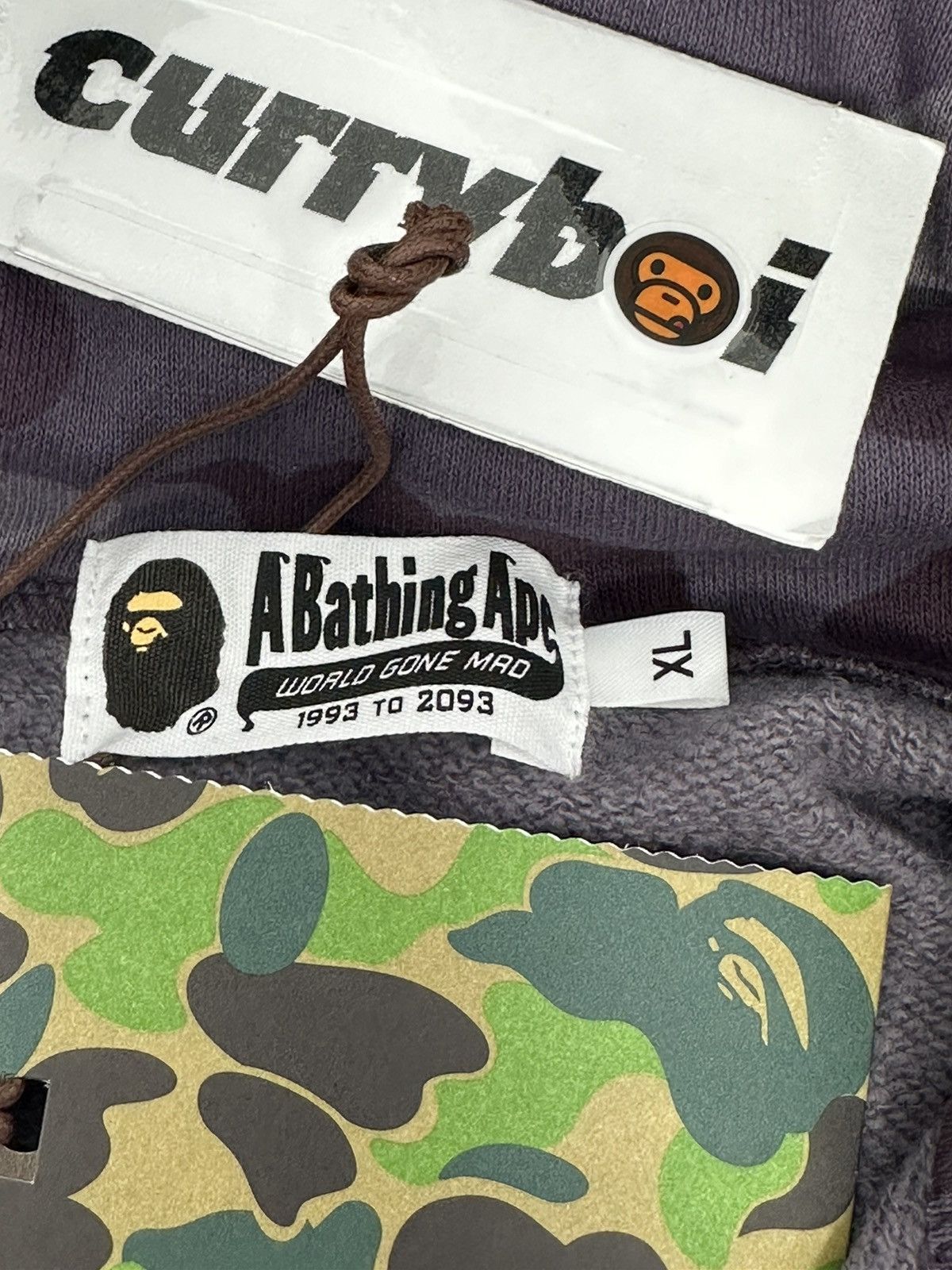 Bape BAPE Color Camo 2nd Ape Full Zip Hoodie Burgundy Size US XL / EU 56 / 4 - 7 Thumbnail