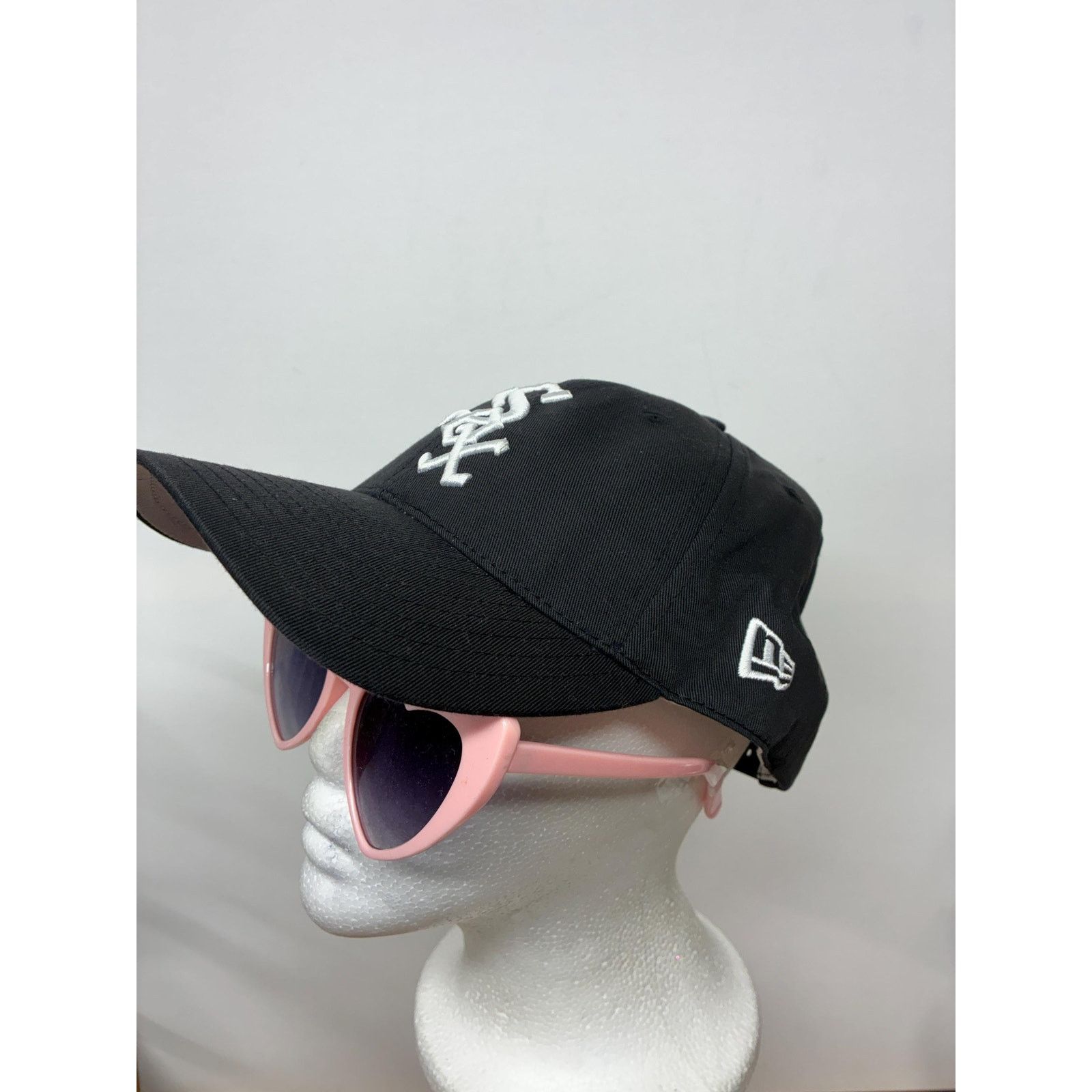 New Era Vintage Chicago White Sox New Era Strapback Hat Black MLB Size ONE SIZE - 2 Thumbnail
