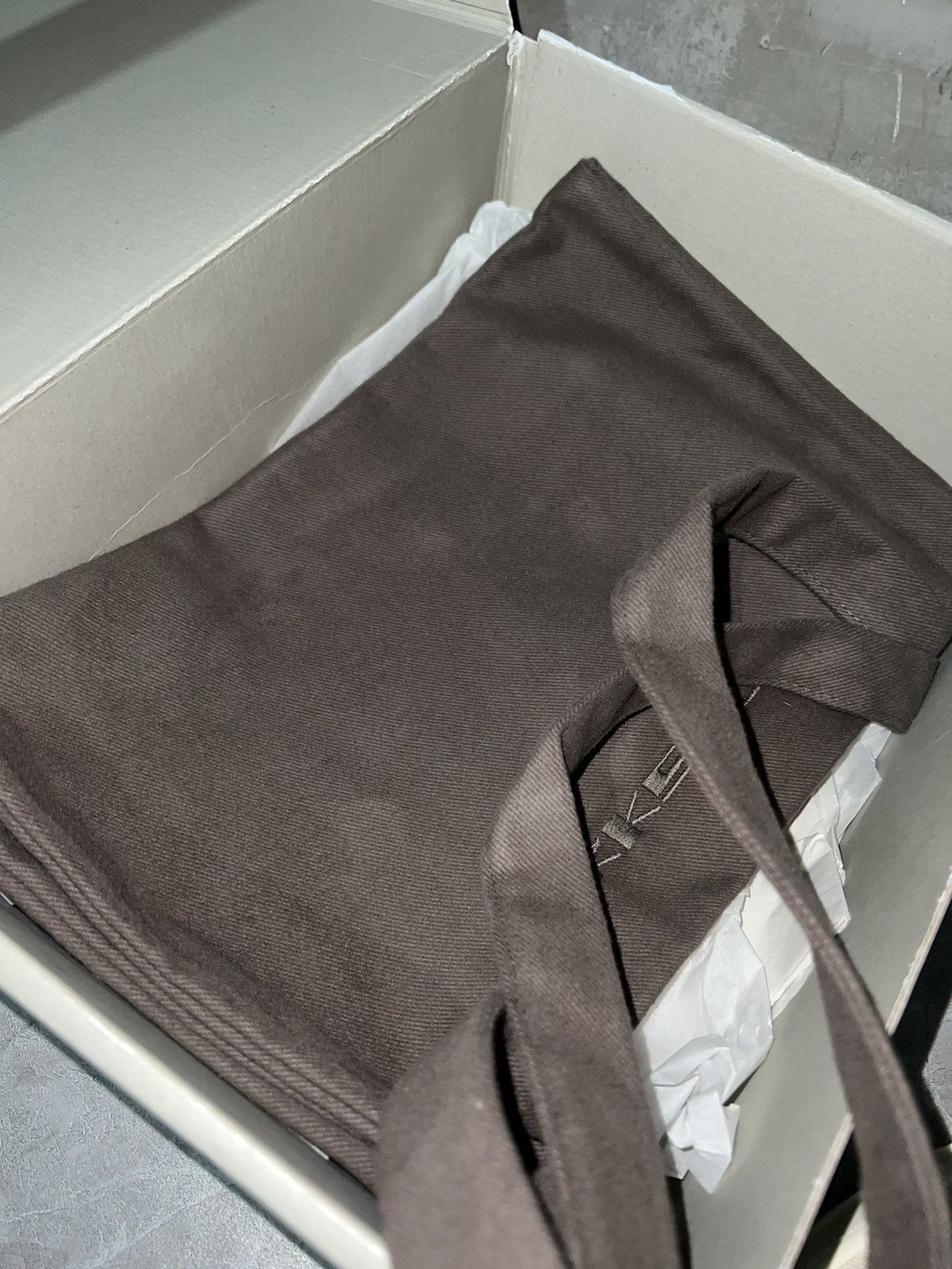 Rick Owens Rick Owens DRKSHDW Cargo Pocket “Face” Ramones High Size US 8 / EU 41 - 12 Thumbnail