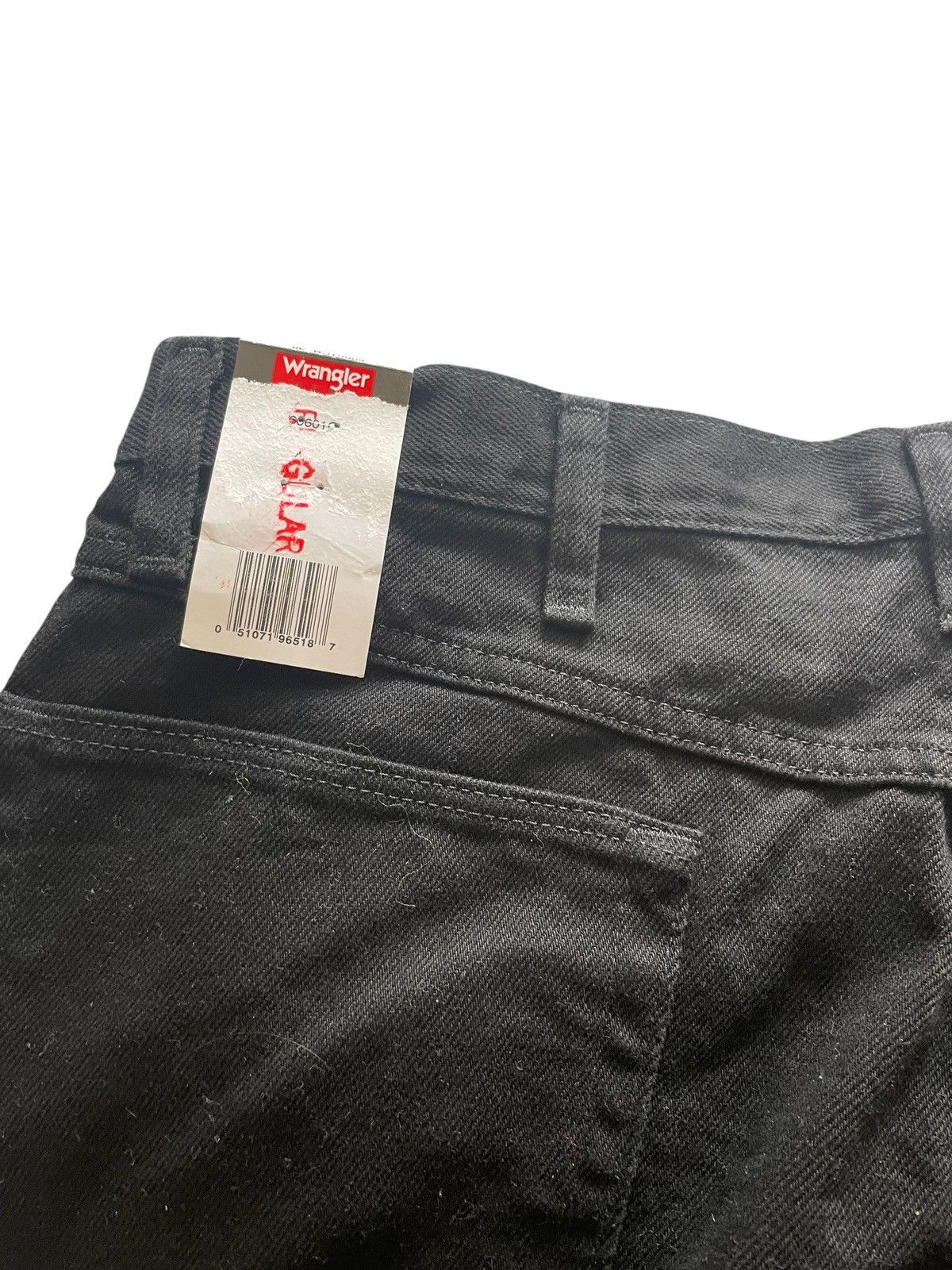 Wrangler Vintage Y2K Wrangler black denim jorts shorts 38 irregular Size US 38 / EU 54 - 7 Thumbnail