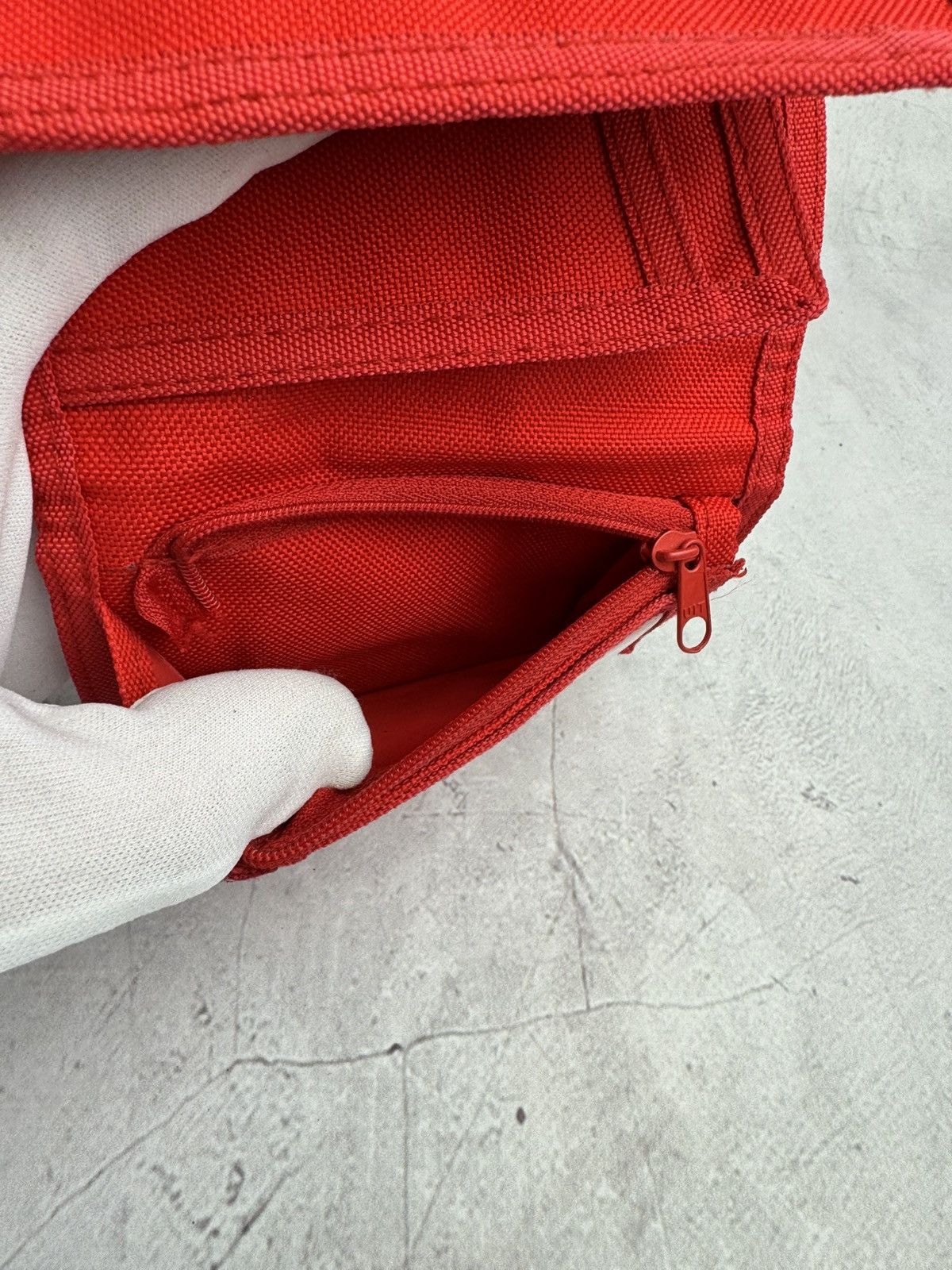 Marlboro × Vintage 90s Marlboro Red Wallet Vintage Size ONE SIZE - 4 Thumbnail