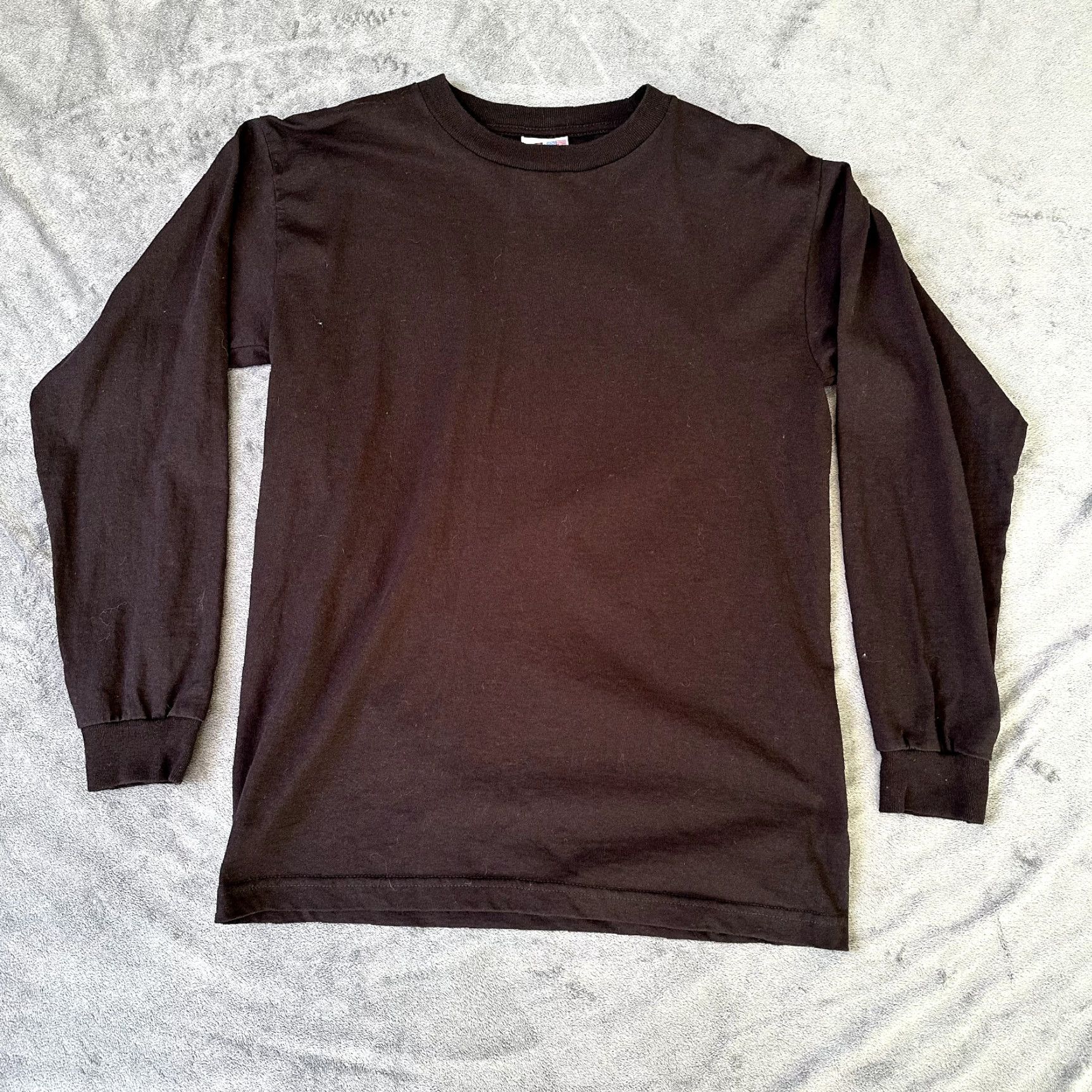 Vintage VINTAGE Bayside Mens T-Shirt Long Sleeve Crew Neck 90s Gothic Halloween Horror Demon Face Black Red Yellow Eyes Machine Washable Size US M / EU 48-50 / 2 - 3 Thumbnail