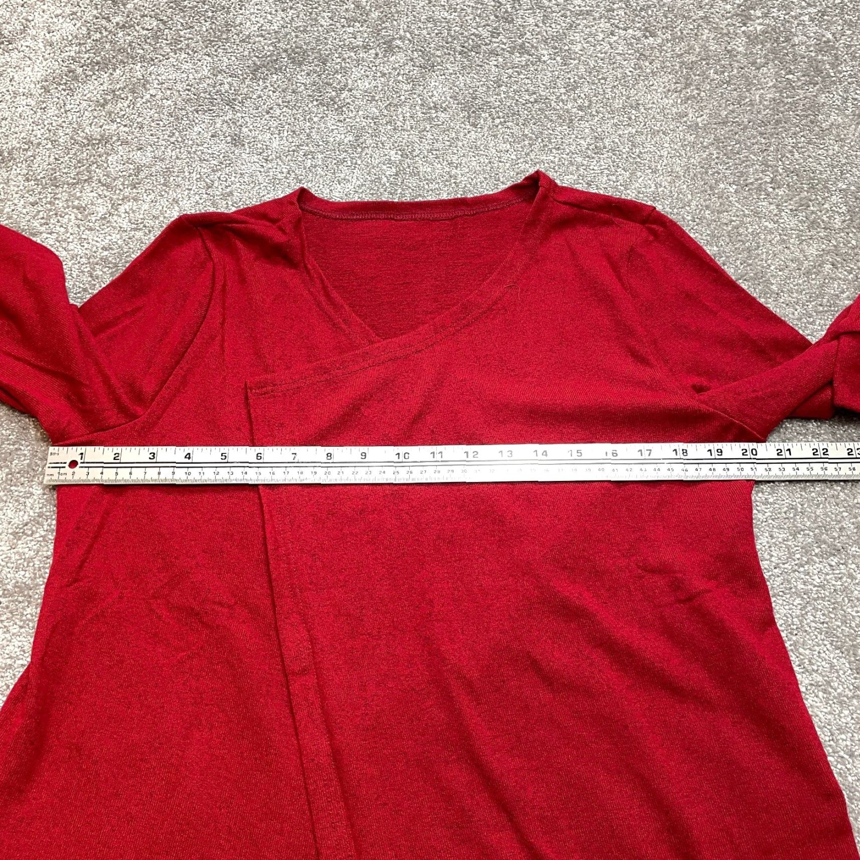Vintage Unbranded Cardigan Sweater Womens Small Red Pockets New NWT V-Neck Knit Woolless Polyester Stay-Soft All Seasons Fall Winter Spring Size S / US 4 / IT 40 - 4 Thumbnail