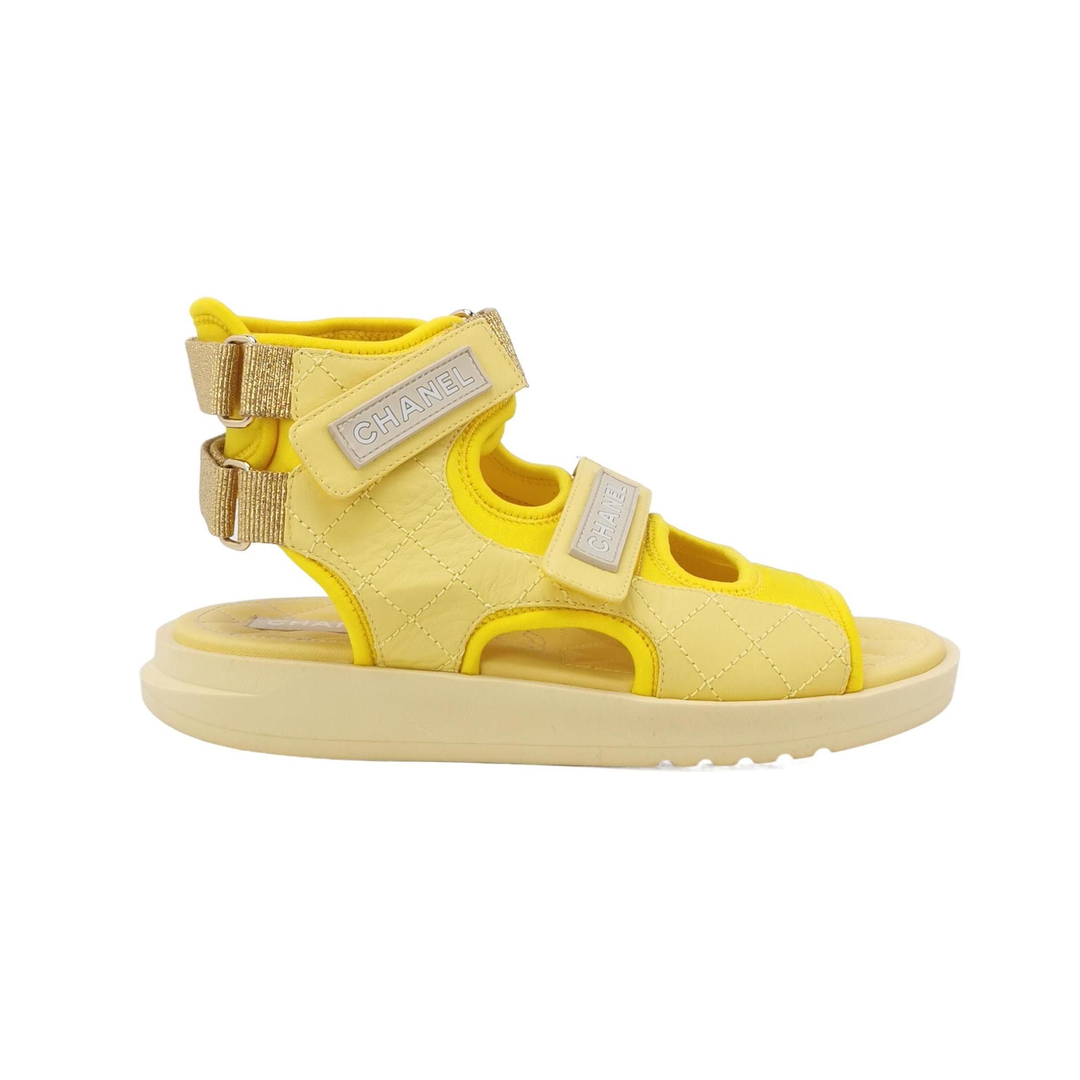 Chanel Chanel Women 7 Sandals Size US 7 / IT 37 - 1 Thumbnail
