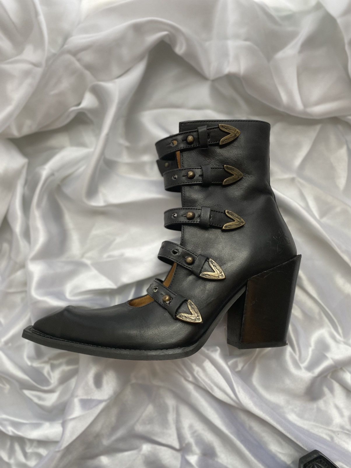 John Fluevog John Fluevog Shoes Size US 6 / IT 36 - 2 Thumbnail