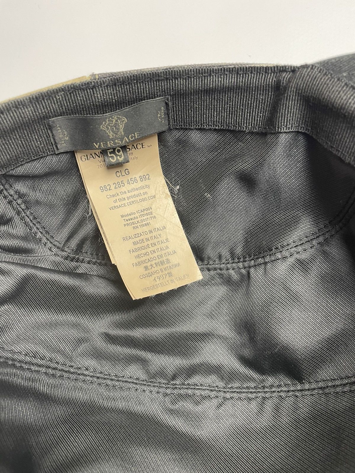 Versace Rare Versace Printed Cap Size ONE SIZE - 4 Thumbnail
