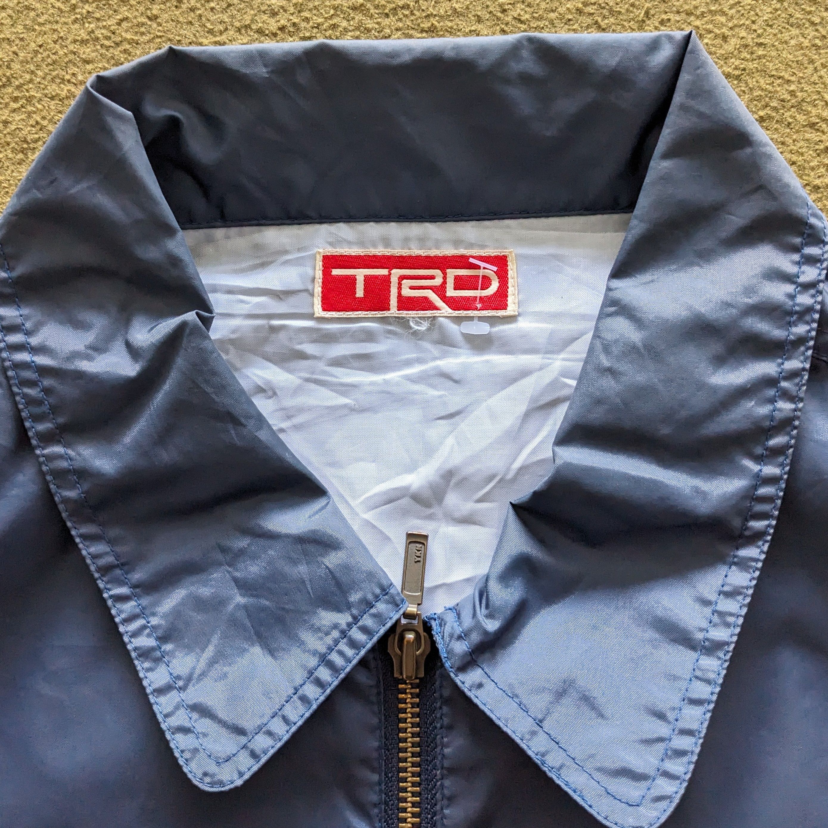 Vintage Vintage TRD TOYOTA Racing Team Windbreaker Bomber Jacket Size US L / EU 52-54 / 3 - 6 Thumbnail