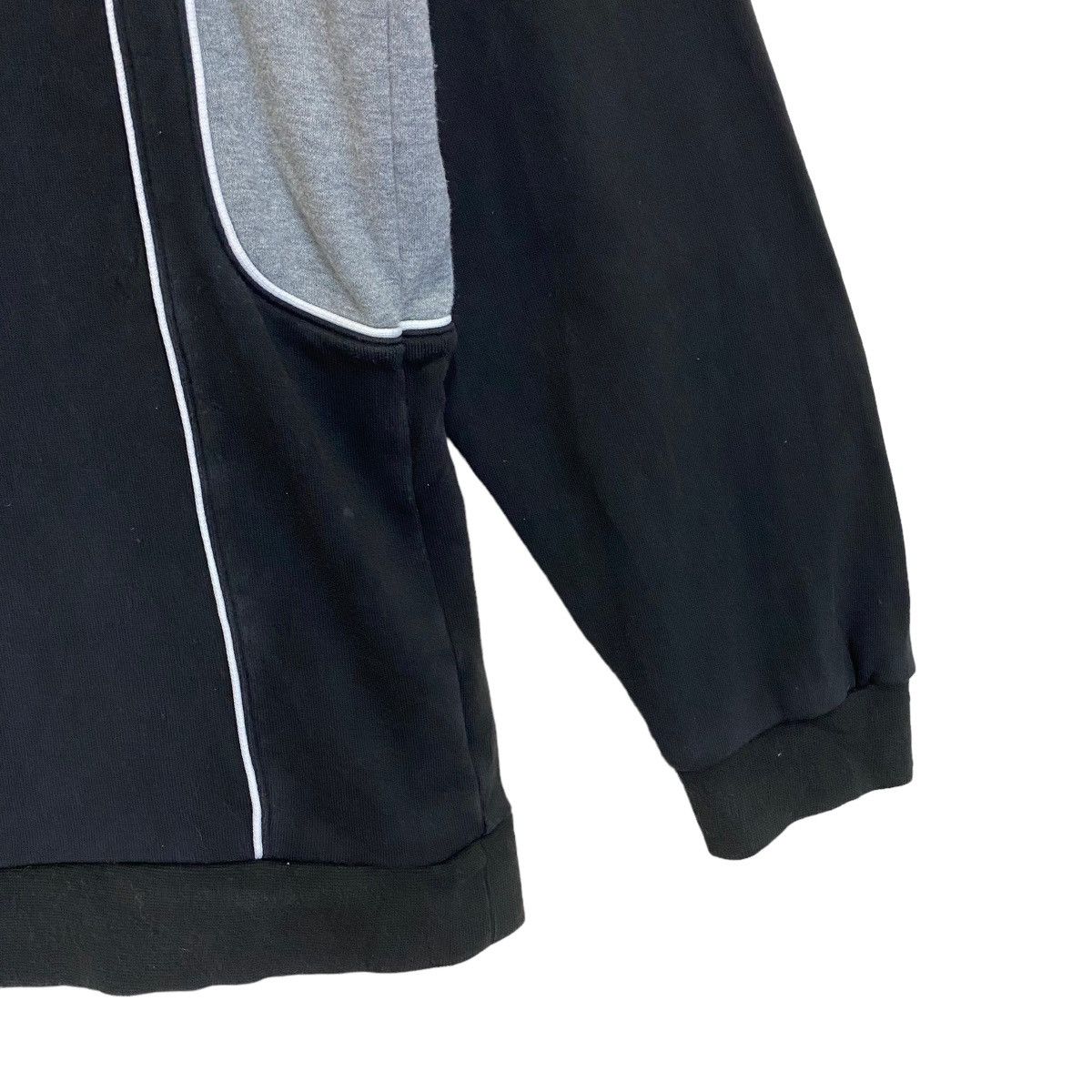 Nike × Nike ACG Nike Small Logo Vneck Sweatshirt Size US L / EU 52-54 / 3 - 5 Thumbnail