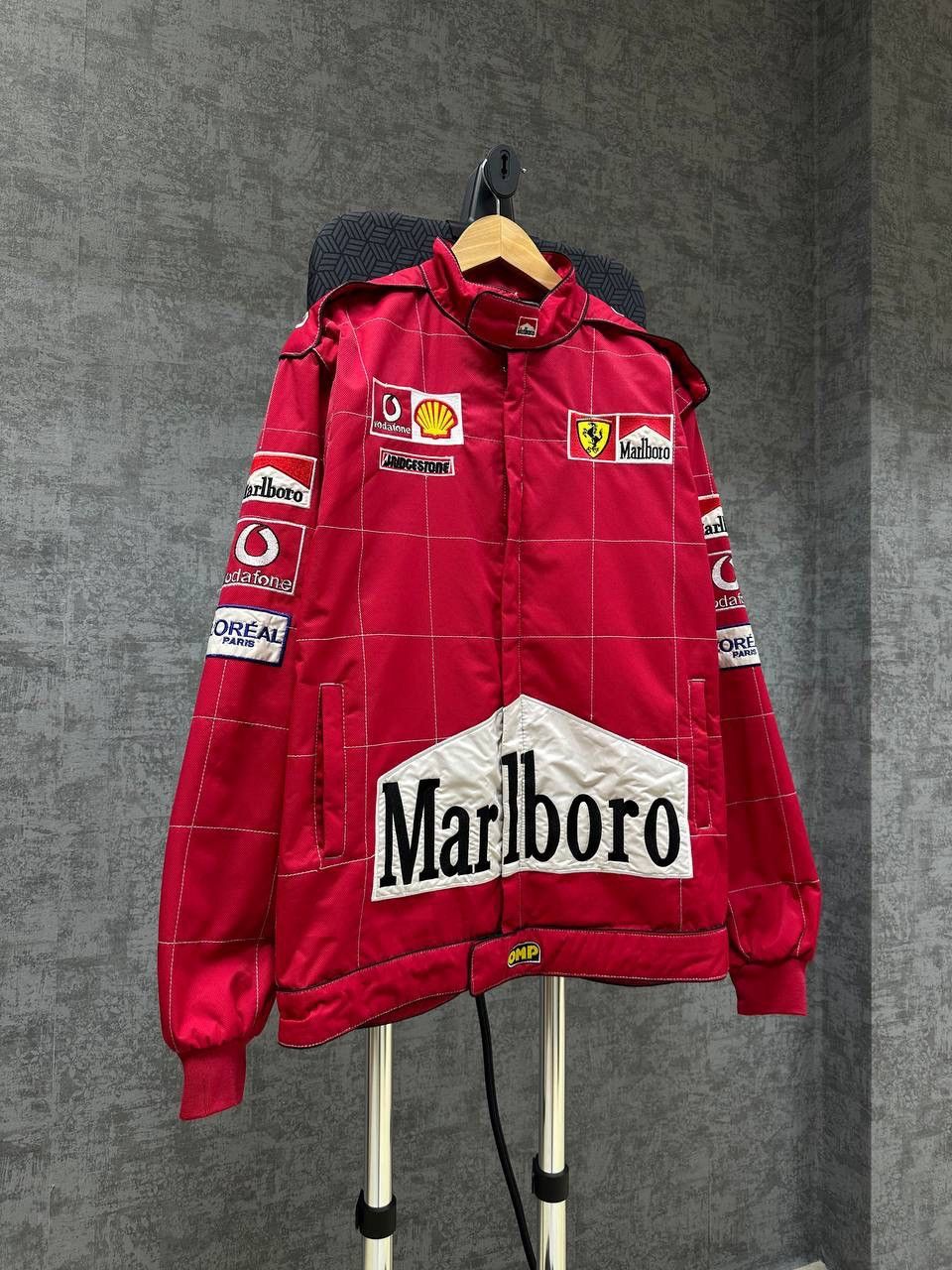Ferrari × Vintage Vintage Ferarri Marlboro Racing Red Formula Uno Jacket Size US L / EU 52-54 / 3 - 12 Thumbnail