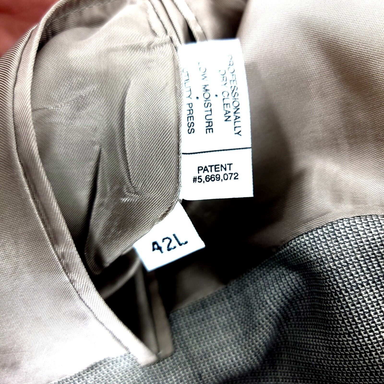 Hart Schaffner Marx Hart Schaffner Marx Wool 2 Button Blazer 42L Cream Black Che Size 42L - 9 Thumbnail