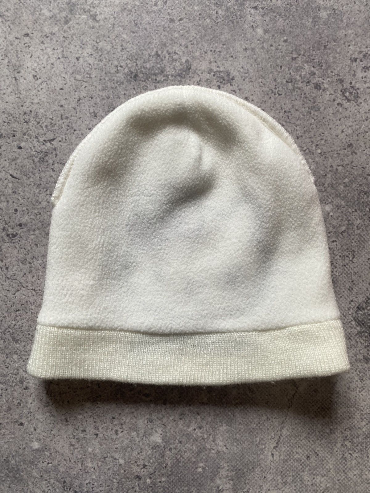 Japanese Brand Y2K Hello Kitty Beanie Hat White Japanese Style Logo Cat 00s Size ONE SIZE - 5 Thumbnail