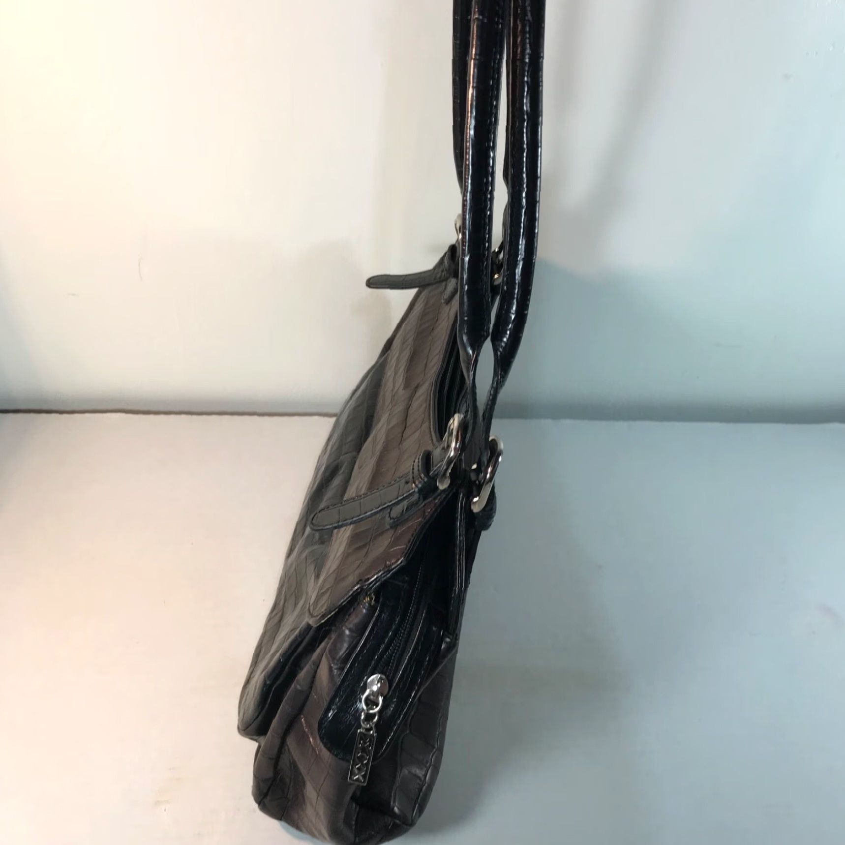 Doublet Maxx Brown Leather Shoulder Bag Large Zip Closure Double Handle Business Casual Travel Womens Size ONE SIZE - 2 Thumbnail