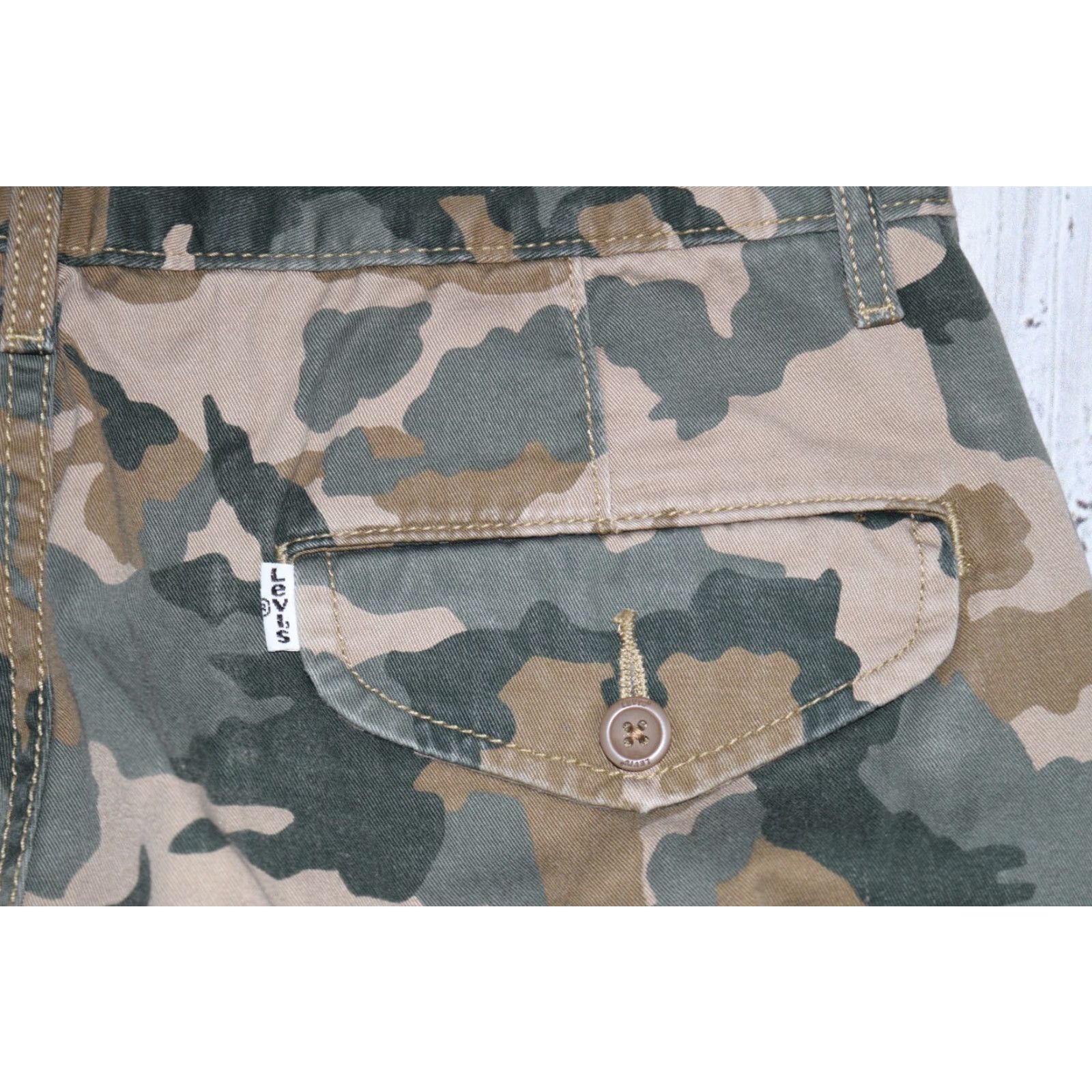 Levi's LEVIS Cargo Shorts Green Camo Size 30 Mens Pocketed Casual Workwear Size US 30 / EU 46 - 6 Thumbnail