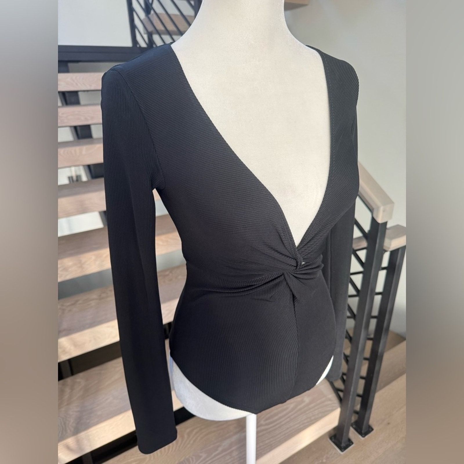 Other New Y2K Black Long Sleeve V-Neck Bodysuit size XS Size XS / US 0-2 / IT 36-38 - 2 Thumbnail