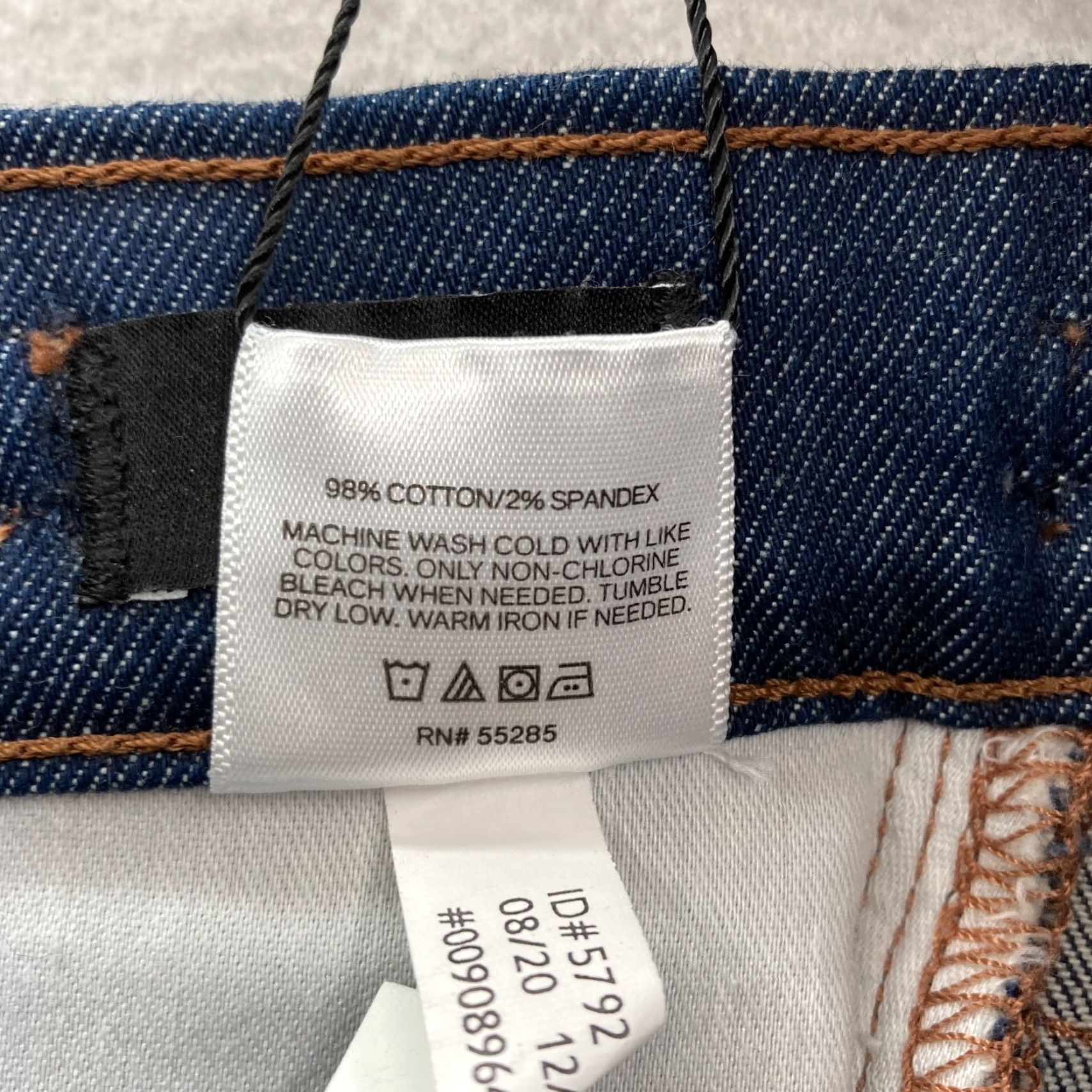 Express Express Jeans Women's 12 Mom High Rise Dark Wash Blue Denim Buckle Buckle? Size 34" / US 12 / IT 48 - 7 Thumbnail