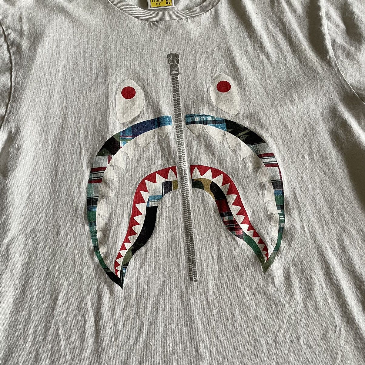 Bape Bape ABC Camo Shark Zip Tee Size US XL / EU 56 / 4 - 2 Thumbnail