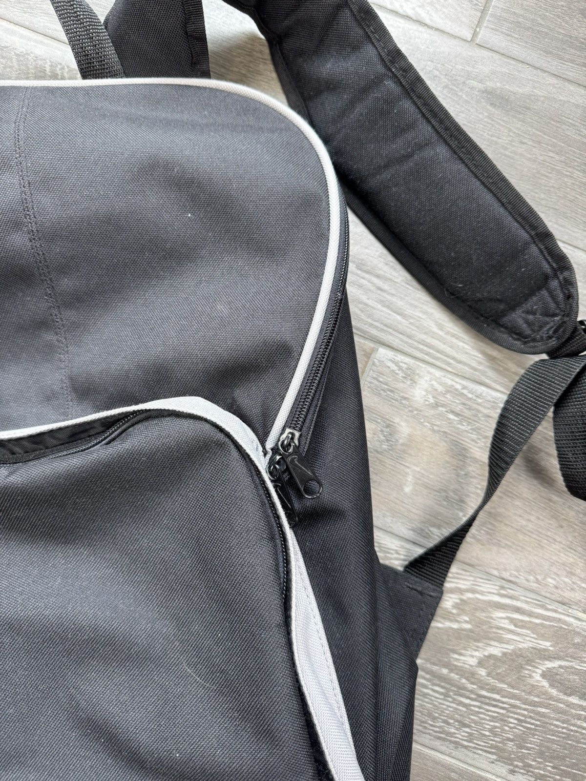 Vintage Vintage Rare Nike Sportwear BackPack Size ONE SIZE - 4 Thumbnail