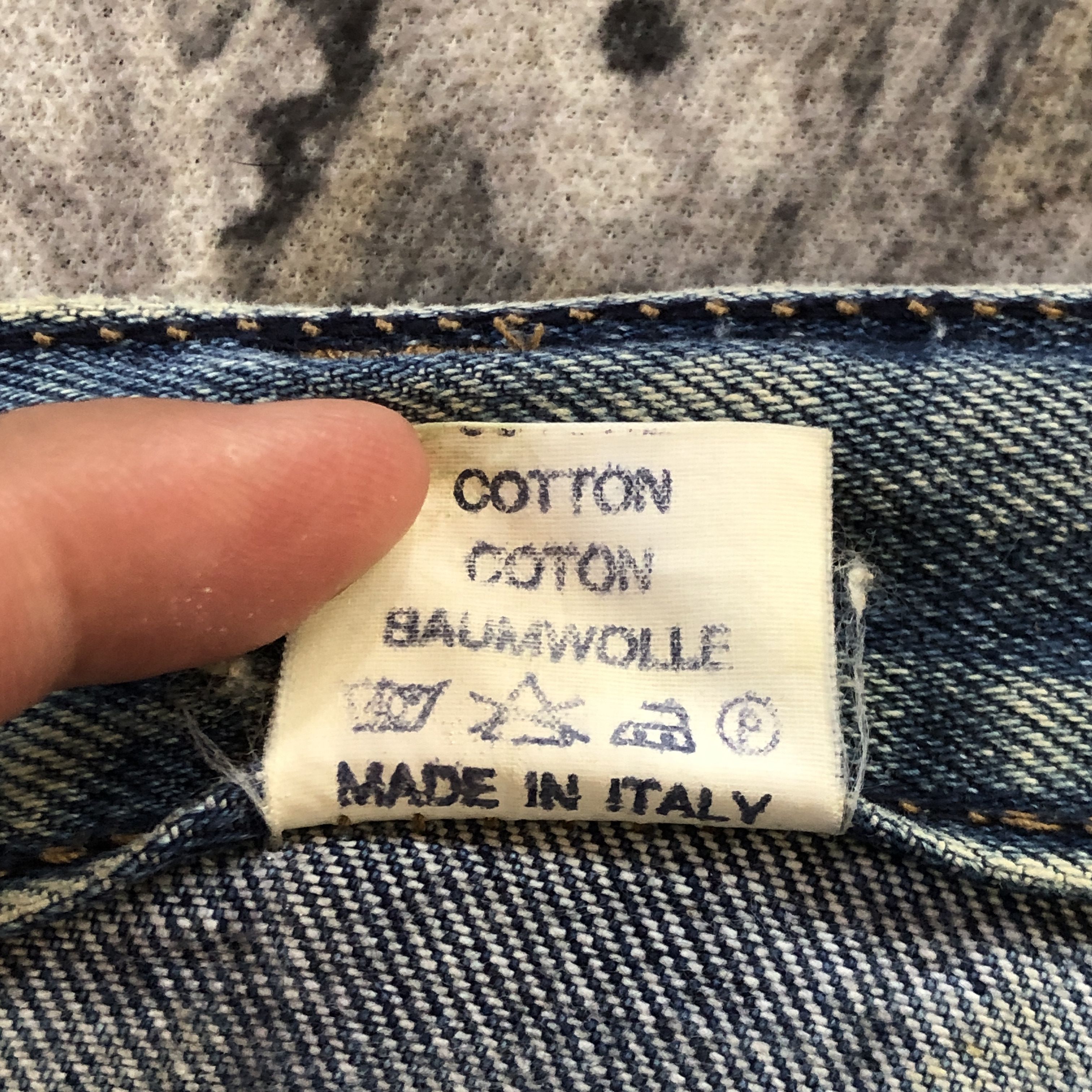 Trussardi Vintage Trussardi Embroidered Side Tape Baggy Jeans Size US 29 - 11 Thumbnail
