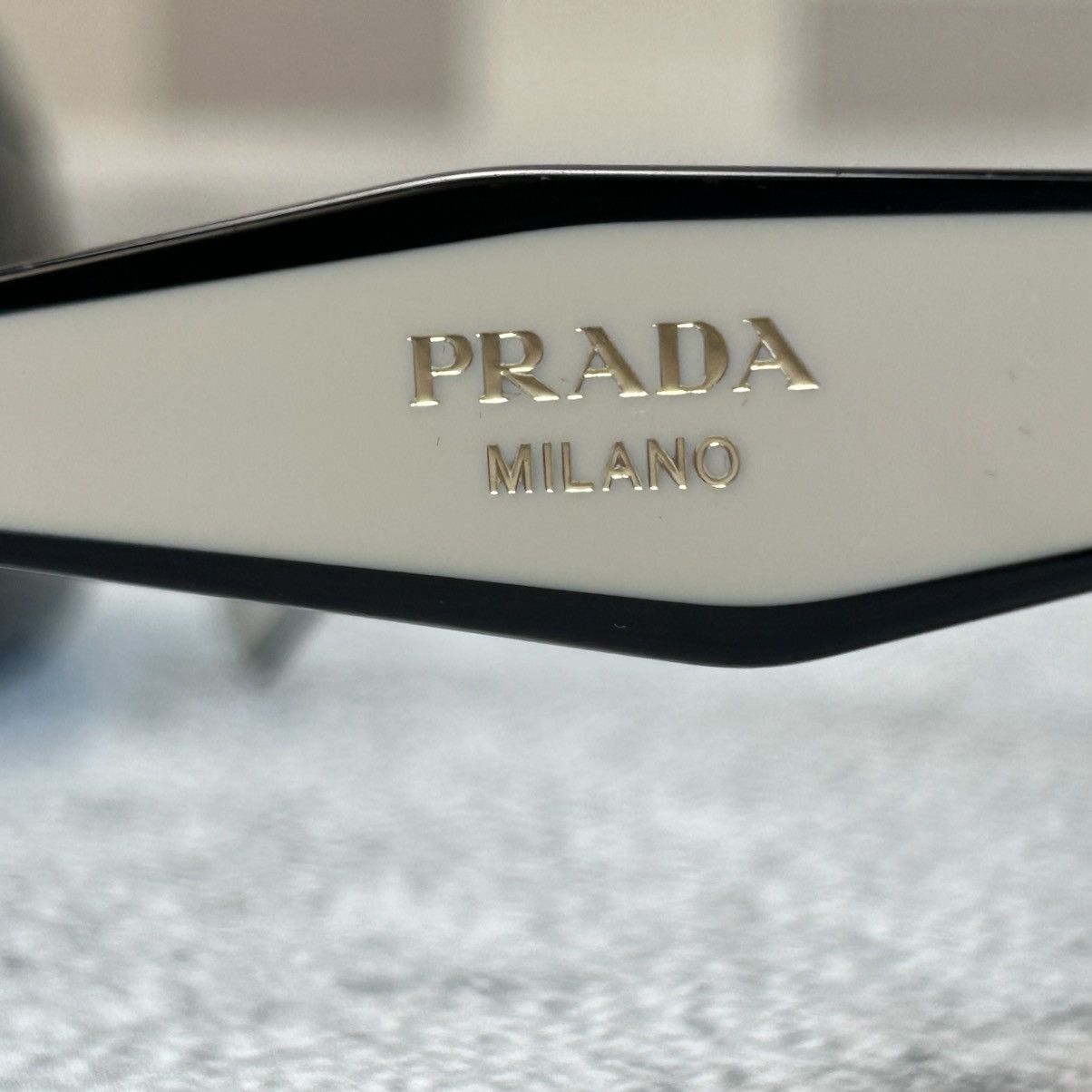 Prada Luxury PRADA Sunglasses with case off white Size ONE SIZE - 9 Thumbnail
