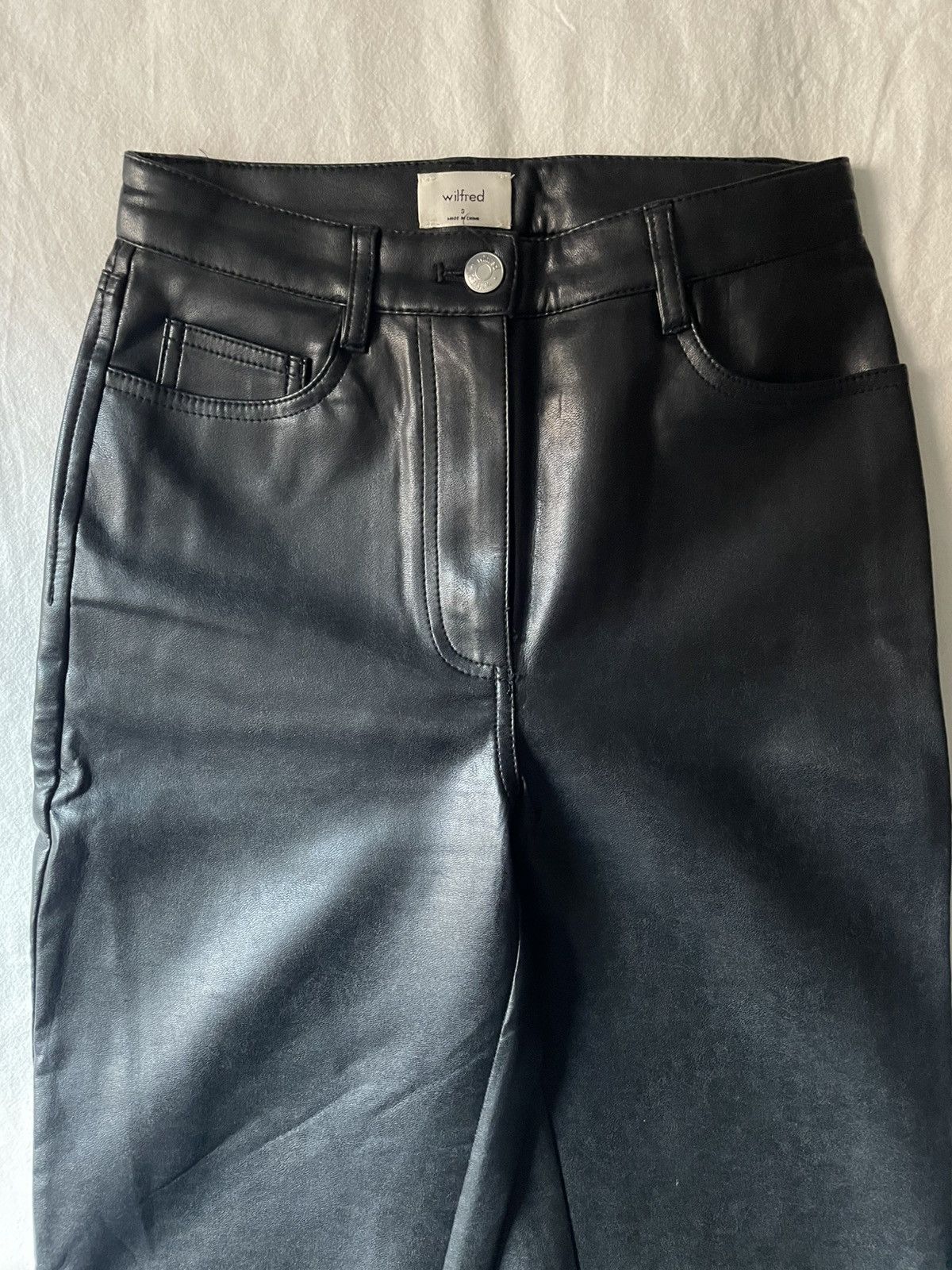 Aritzia Aritzia Faux Leather Pants Size 25" / US 0 / IT 36 - 2 Thumbnail