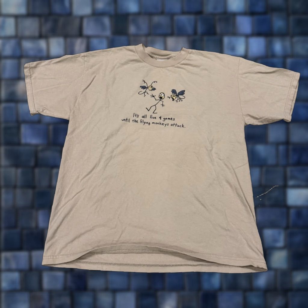 Vintage VINTAGE Y2K Flying Monkeys Attack Grunge 90s Stick Figure Humor T-Shirt Mens Large Tan Size US L / EU 52-54 / 3 - 1 Thumbnail