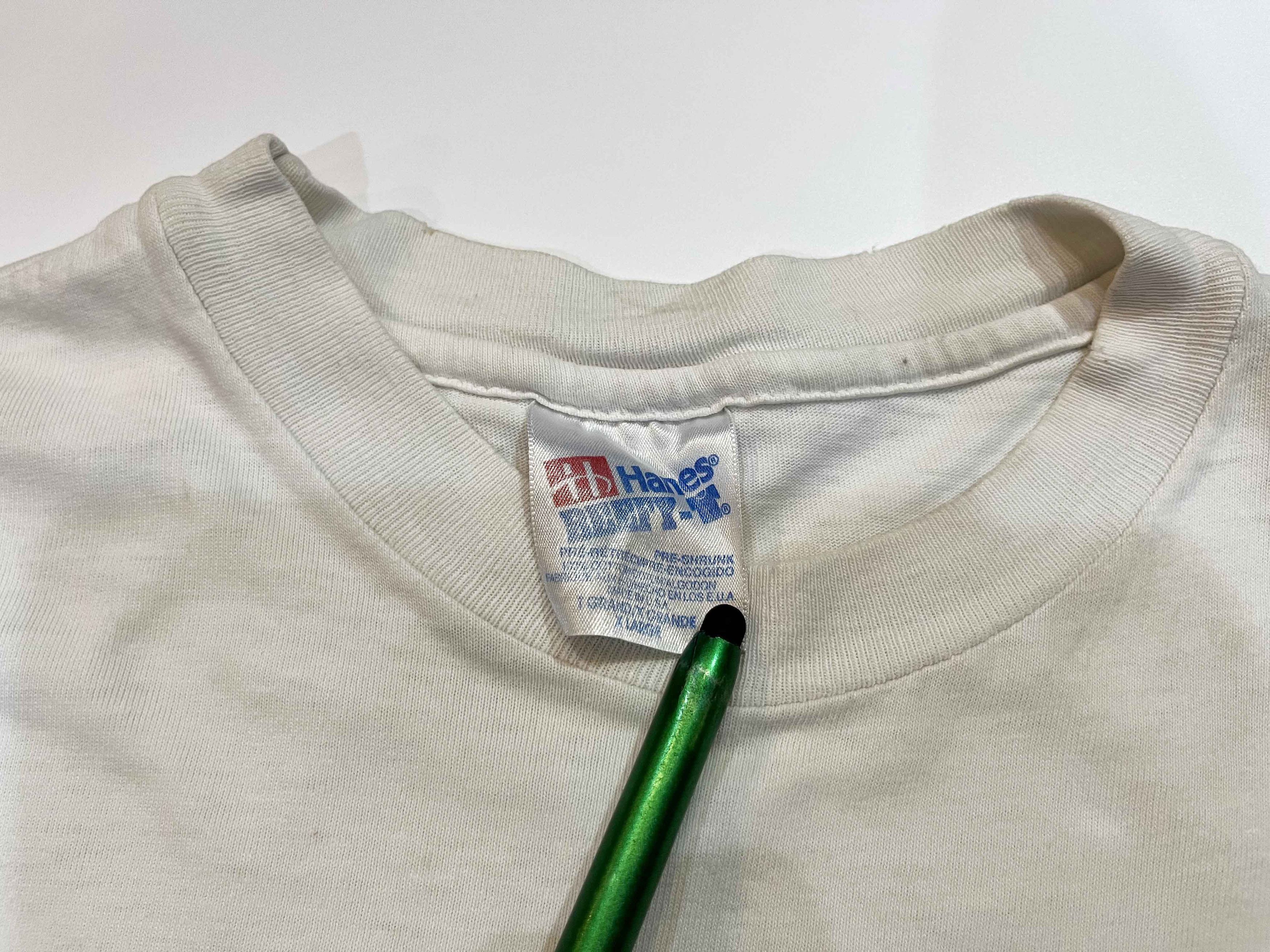 Hanes × Vintage Vintage Hanes Museum of Tolerance Who is Responsible T-Shirt Size US XL / EU 56 / 4 - 3 Thumbnail