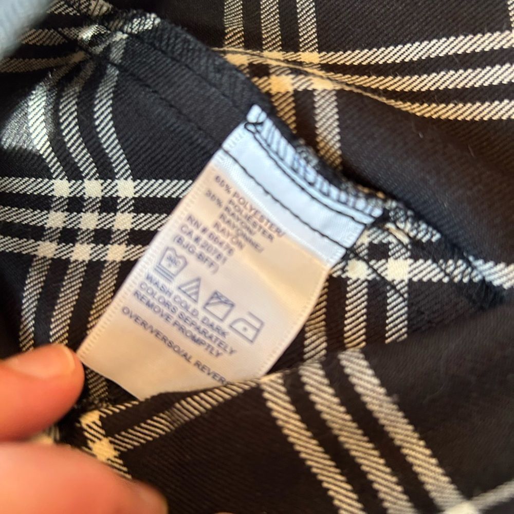 Tommy Hilfiger Tommy Hilfiger plaid Y2K Mini Skirt. Size 10. Used. Black an Size 32" / US 10 / IT 46 - 7 Thumbnail
