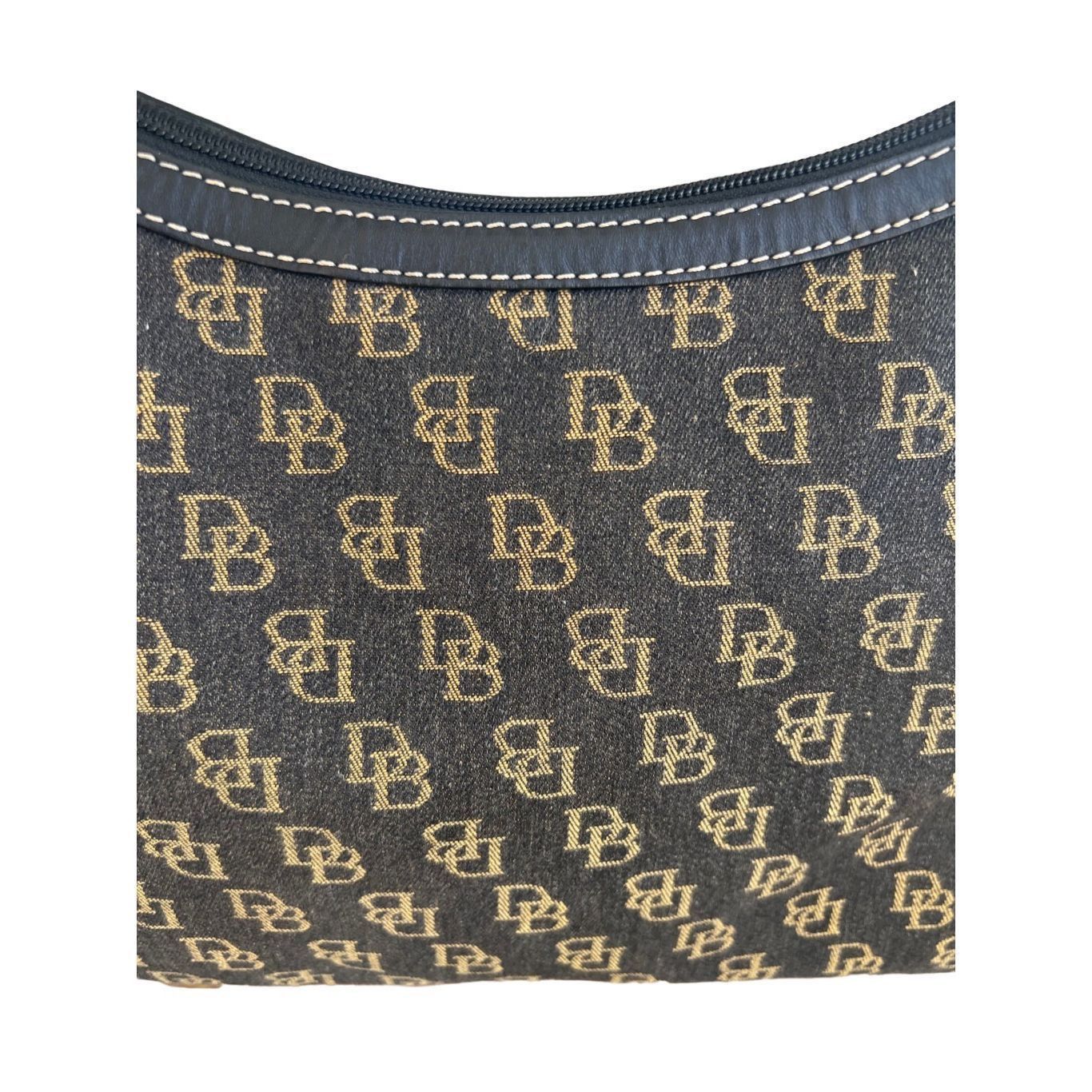 Dooney & Bourke Dooney & Bourke leather canvas Hobo Shoulder Handbag Size ONE SIZE - 5 Thumbnail