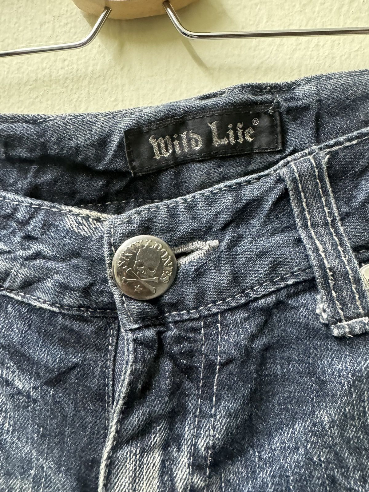 Japanese Brand Avantgarde Wild Life Distressed denim Size US 35 - 4 Thumbnail