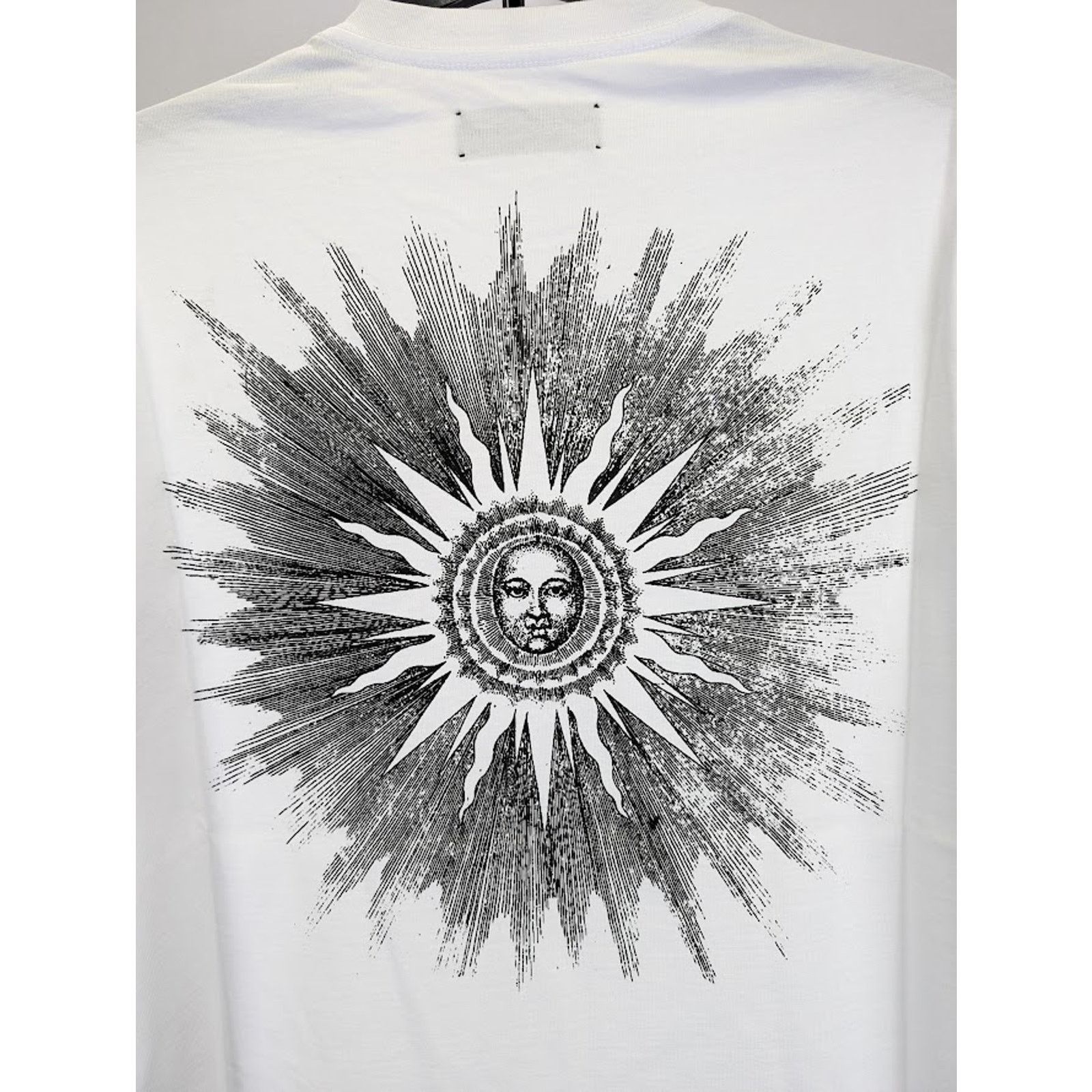 Amiri o1rshd1 Sun Long Sleeve Tee T-Shirt in White Size US XL / EU 56 / 4 - 17 Thumbnail