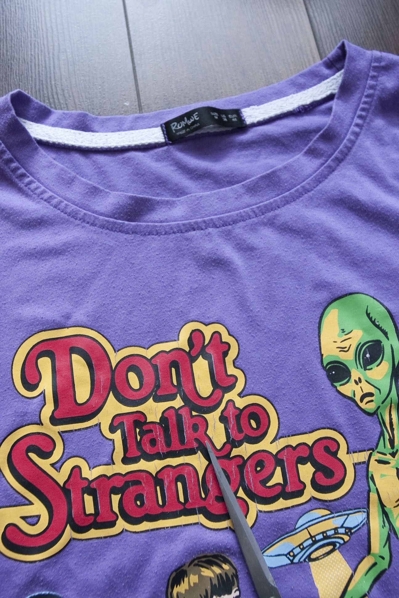 Other Romwe T Shirt Don't Talk to Strangers Size M Purple Size US M / EU 48-50 / 2 - 2 Thumbnail