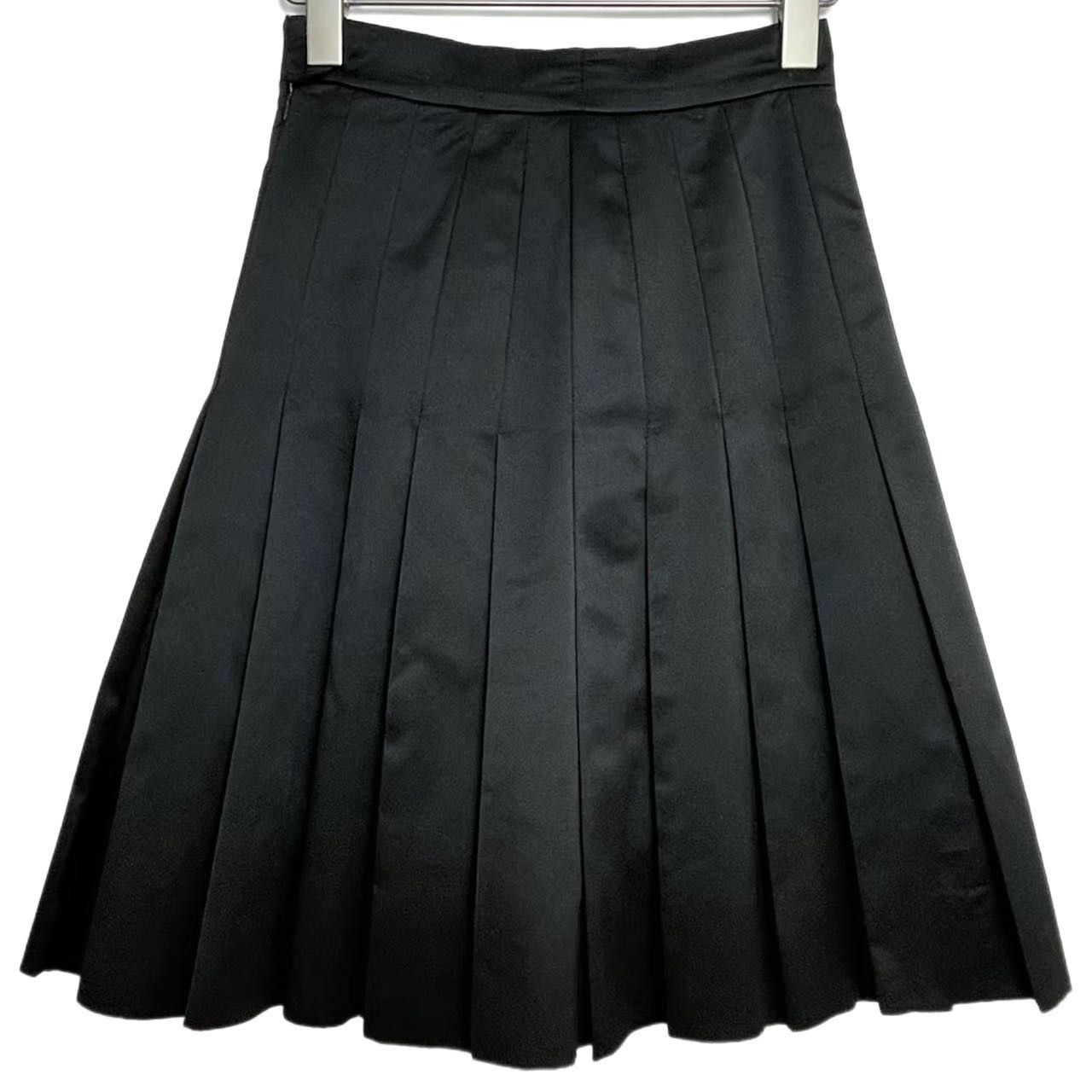 Chanel Chanel Classic Black Pleated Mini Skirt K26WX Size 24" / US 00 / IT 34 - 1 Thumbnail
