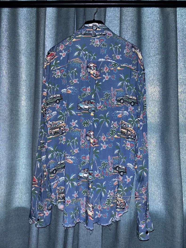 Saint Laurent Paris Saint Laurent Paris size 41 Wave Shirt Size US S / EU 44-46 / 1 - 2 Thumbnail