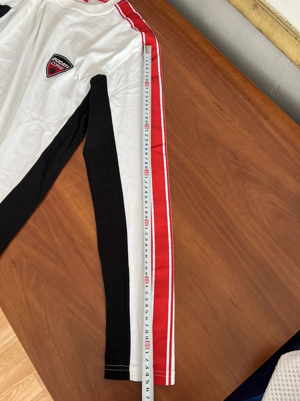 Ducati 00’S DUCATI CORSE ITALY RACING SCUDERRIA VINTAGE LONG SLEEVE Size US L / EU 52-54 / 3 - 17 Thumbnail