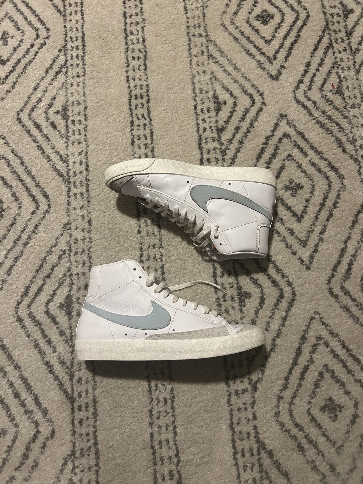image of Nike Blazer Mid 77 White Celestine Blue Shoes, Men's (Size 9.5)