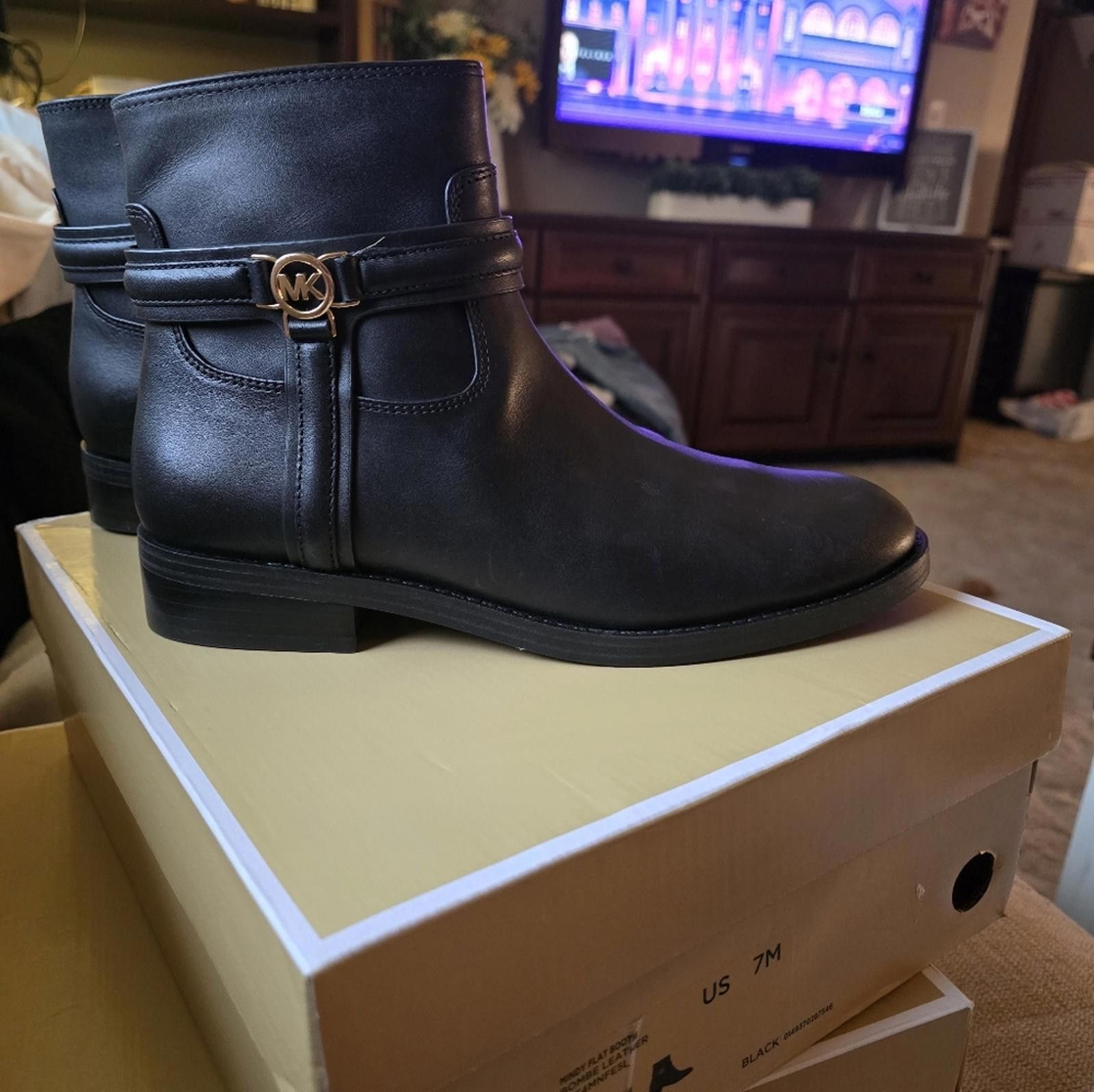 Michael Kors Michael Kors Mindy Leather Boot Size US 7 / IT 37 - 1 Thumbnail