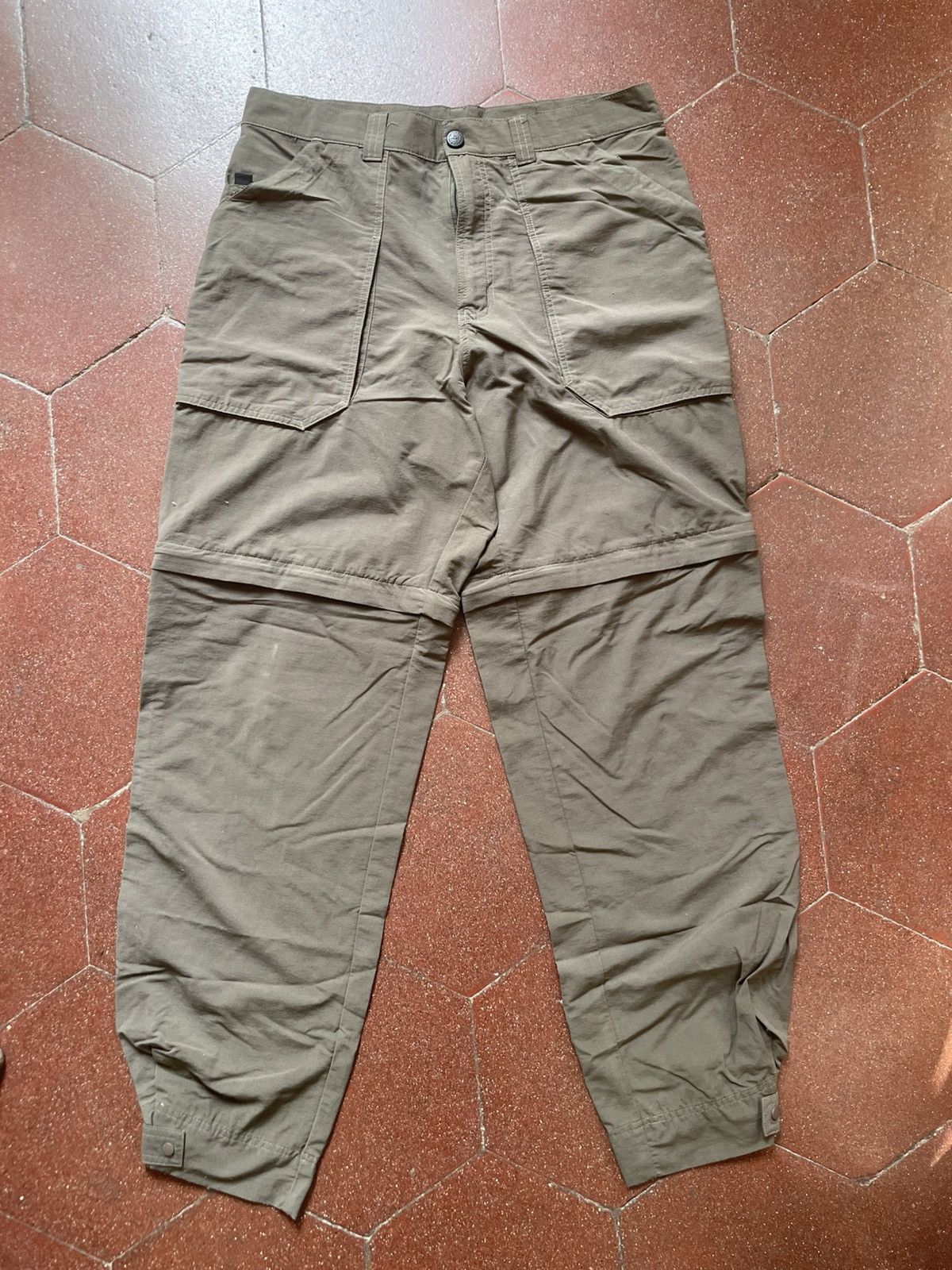 Patagonia Patagonia Green Pants & Shorts size 34 Size US 34 / EU 50 - 7 Thumbnail