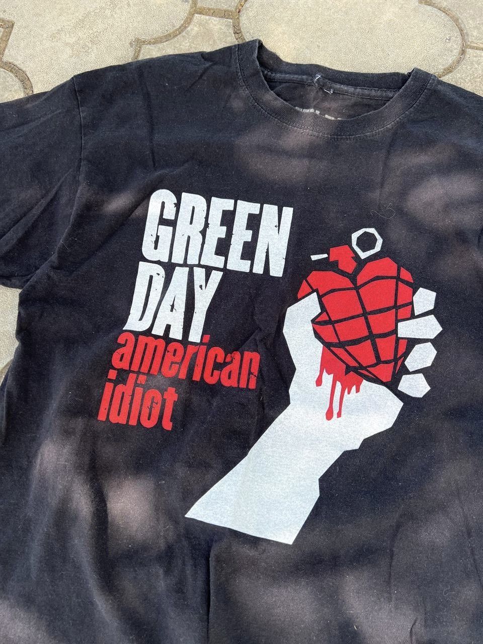 Band Tees Vintage Green Day American Idiot Tee Shirt Size US M / EU 48-50 / 2 - 2 Thumbnail