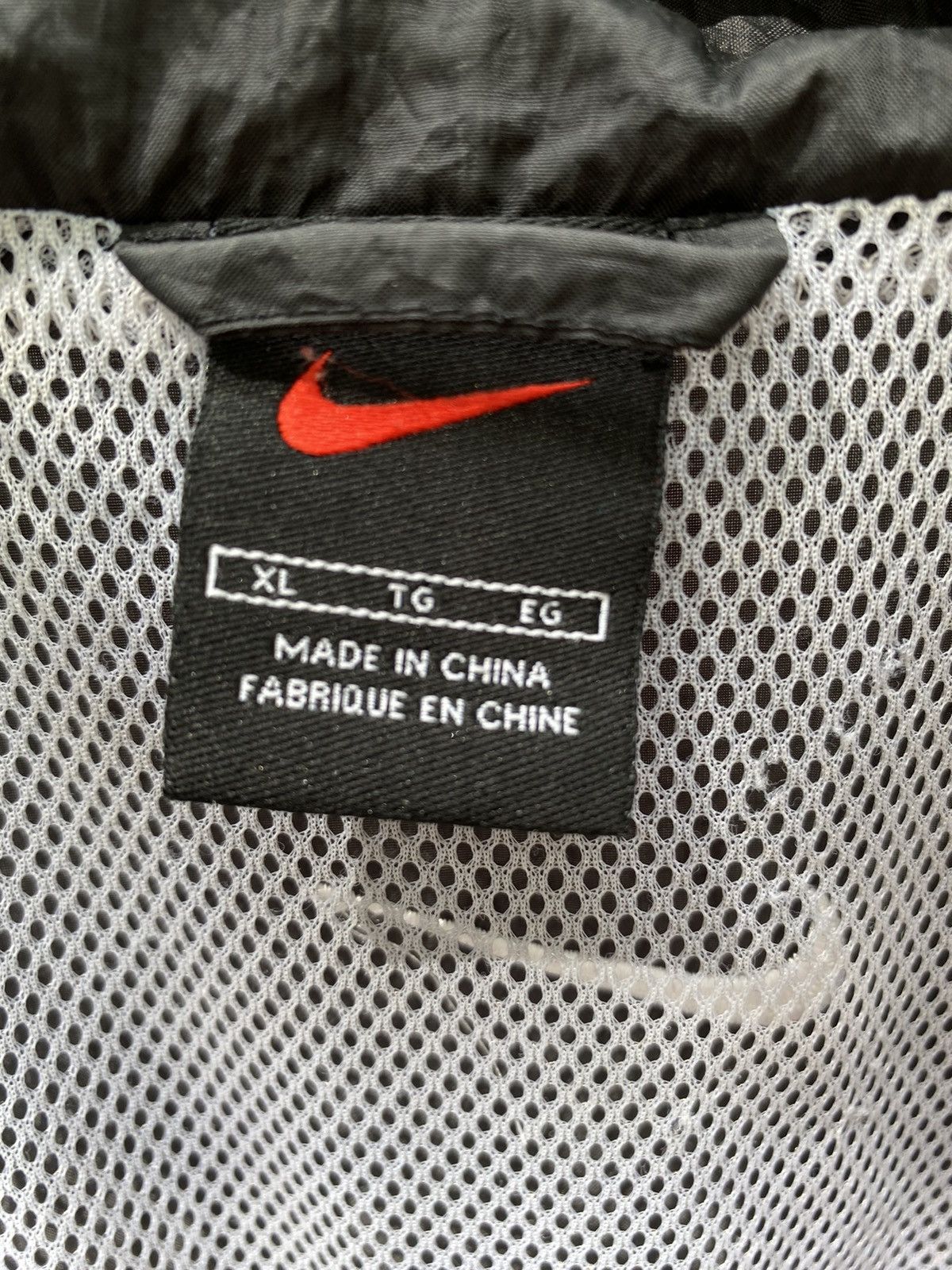 Nike Nike Track Jacket Windbreaker Size US XL / EU 56 / 4 - 5 Thumbnail