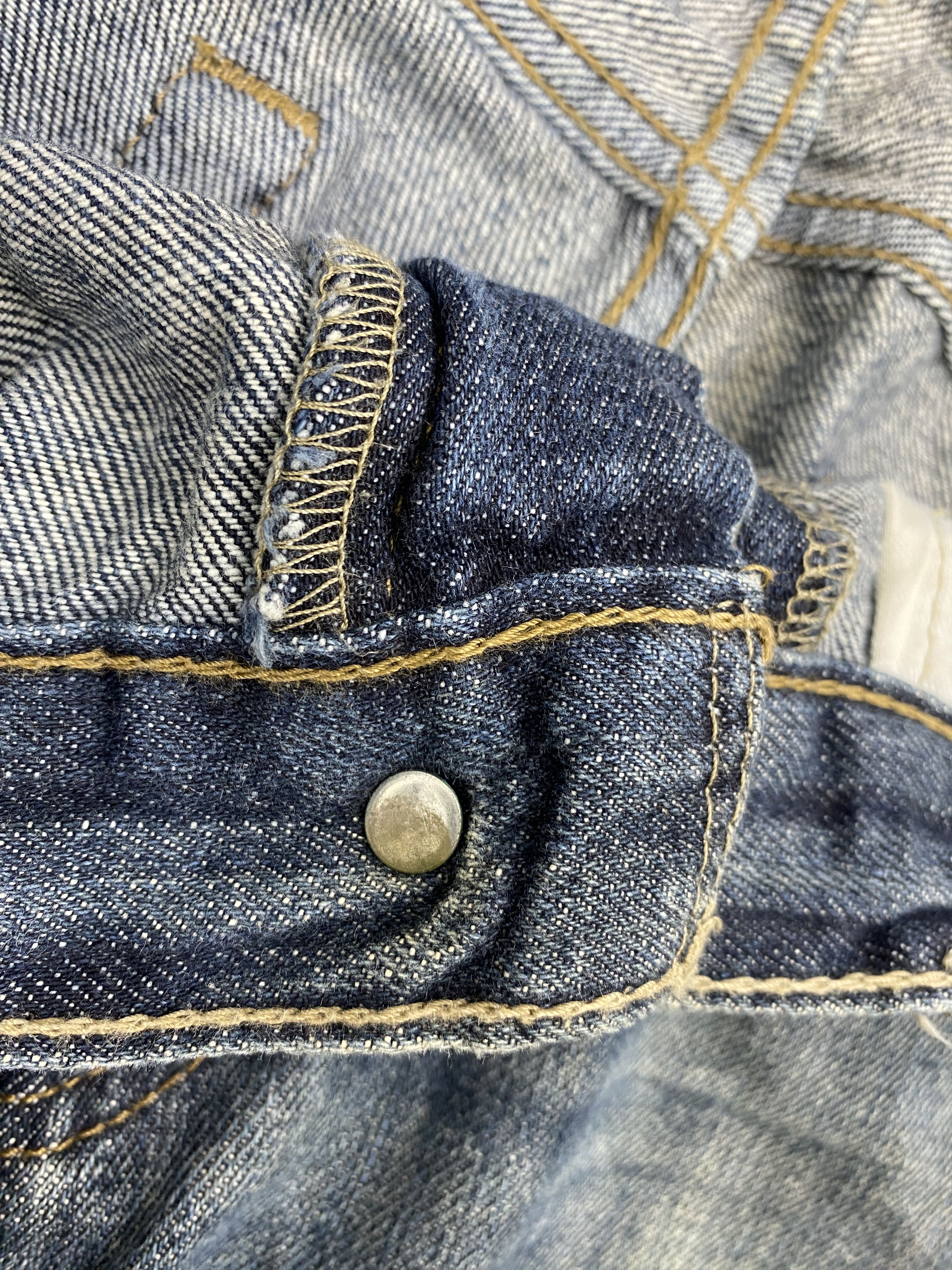 Levi's Vintage Distressed Levis 527 Flared Bootcut Blue Jeans S0045 Size US 35 - 16 Thumbnail