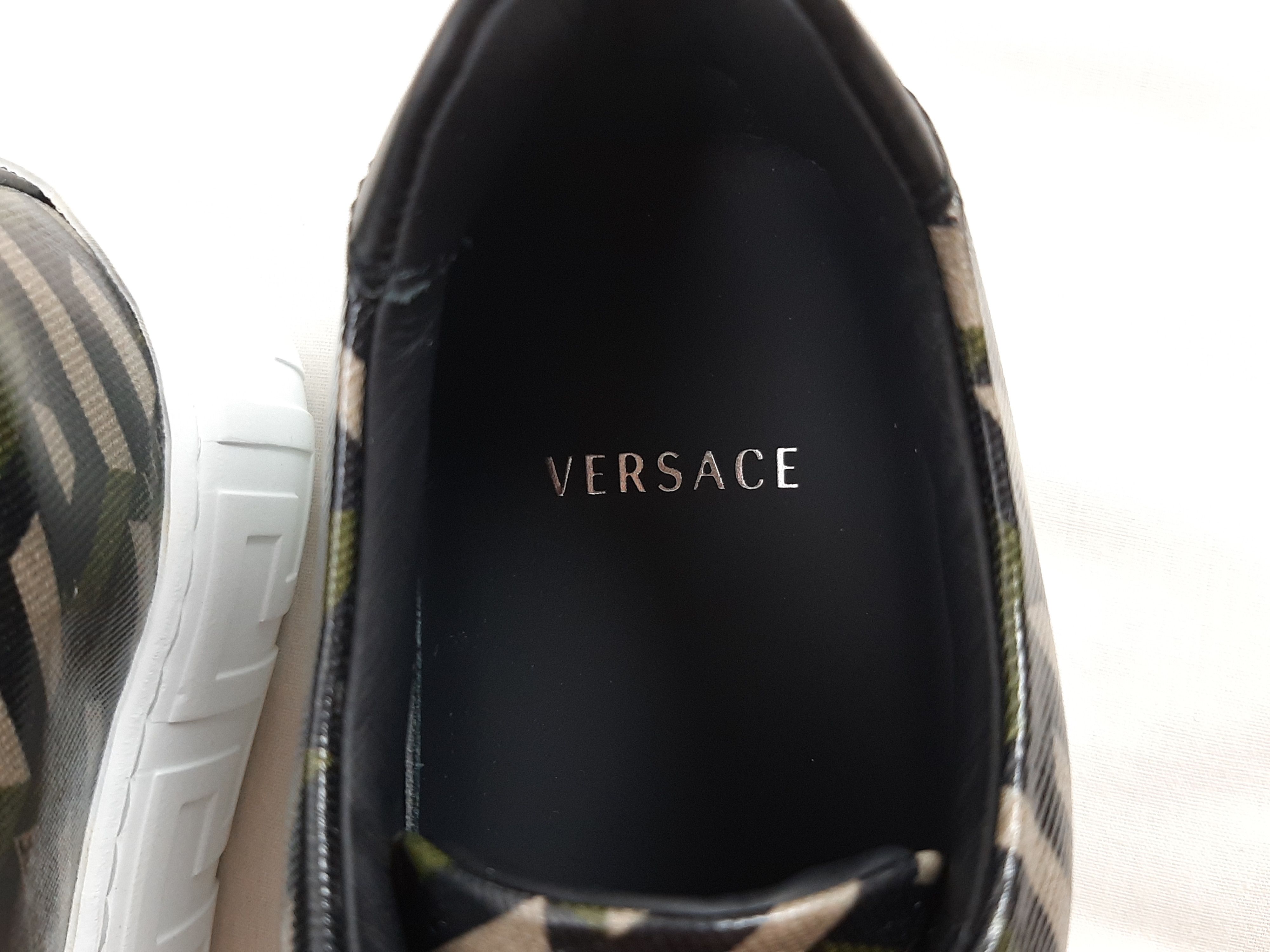Versace Versace Greca Low Top Sneakers Women's Size US 7 EU 37 Size US 7 / IT 37 - 13 Thumbnail