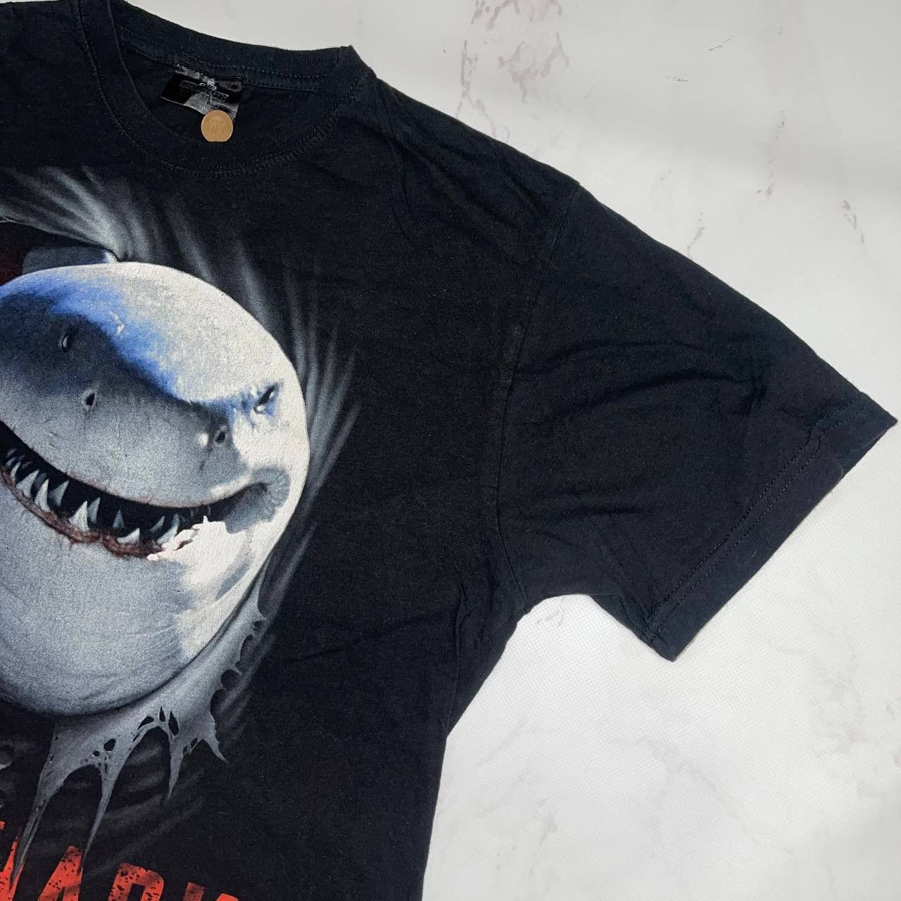 Vintage Suicide Squad King Shark NumNum Num Comic Graphic T-Shirt XL Size US XXL / EU 58 / 5 - 5 Thumbnail