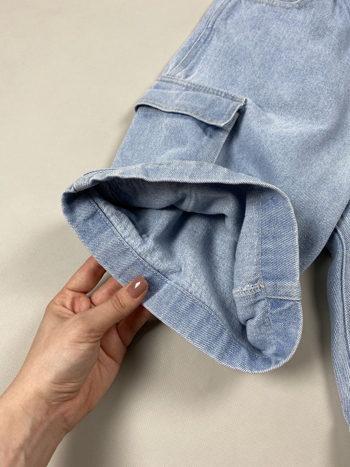 Karl Kani Karl Kani men’s Cargo denim Rap Baggy shorts size M Size US 32 / EU 48 - 9 Thumbnail