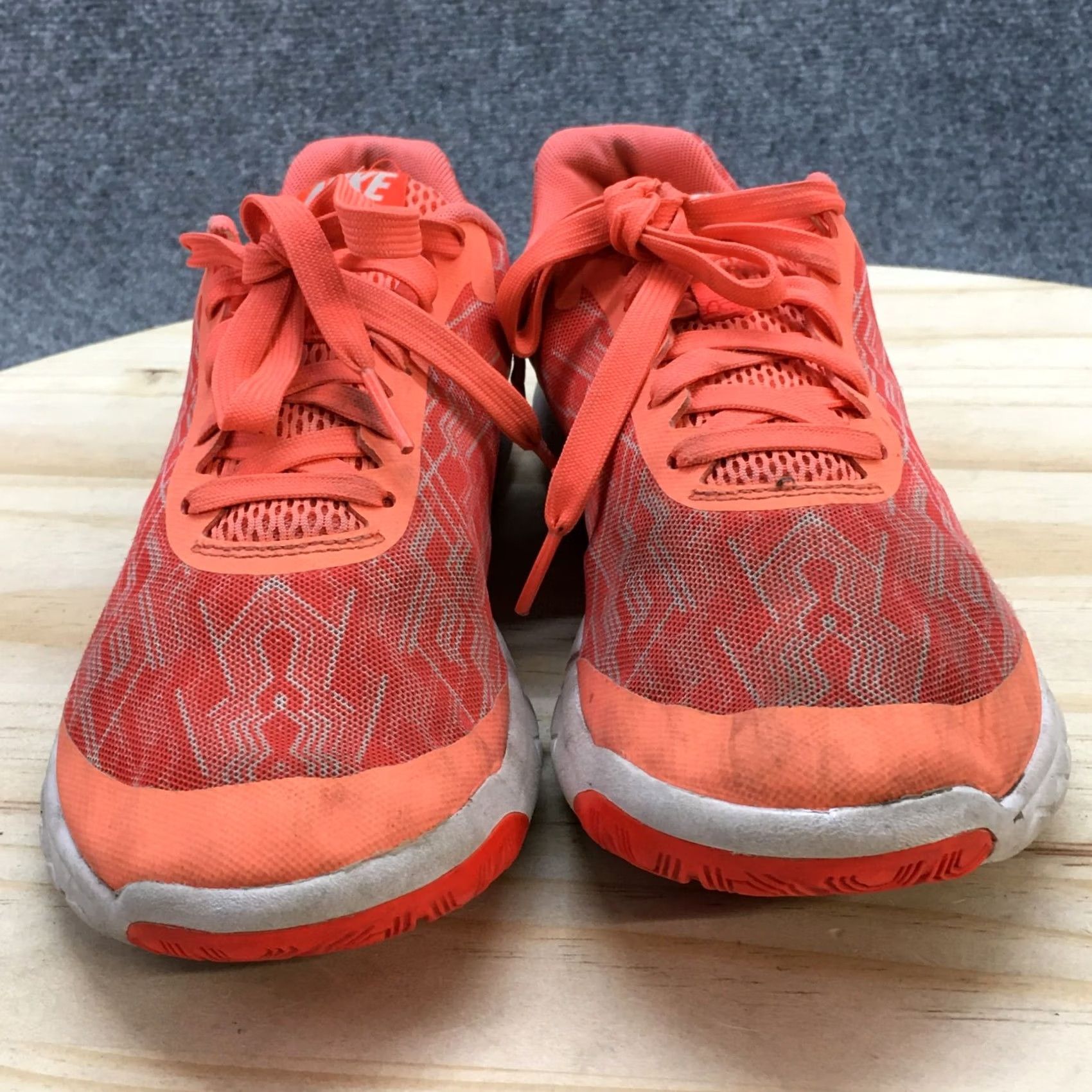 Nike Nike Flex Experience RN Running Sneaker Orange Low Top Womens 8 844673-800 Size M / US 6-8 / IT 42-44 - 4 Thumbnail