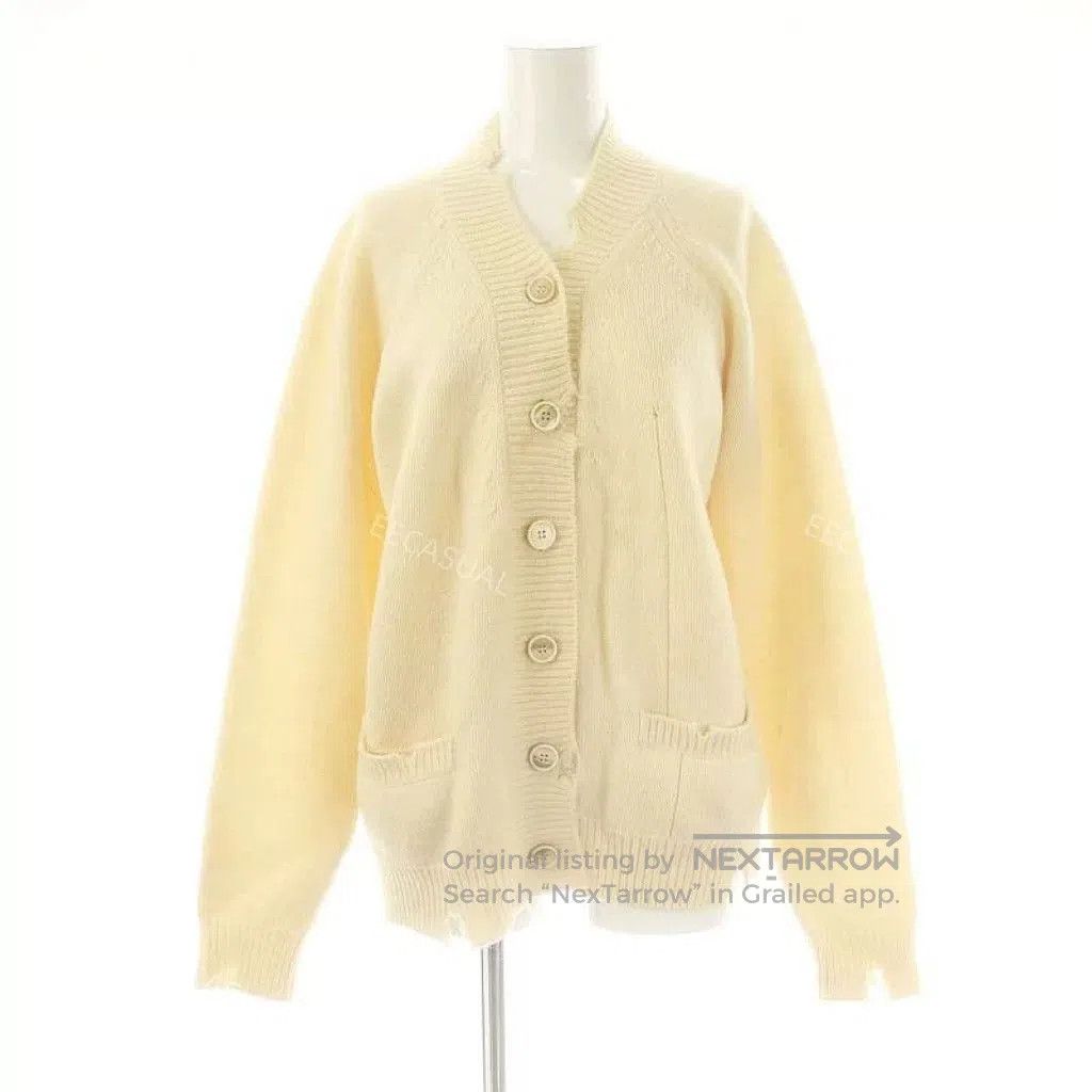 Maison Margiela Maison Margiela Hole Design Wool Cardigan. Size XS / US 0-2 / IT 36-38 - 1 Thumbnail