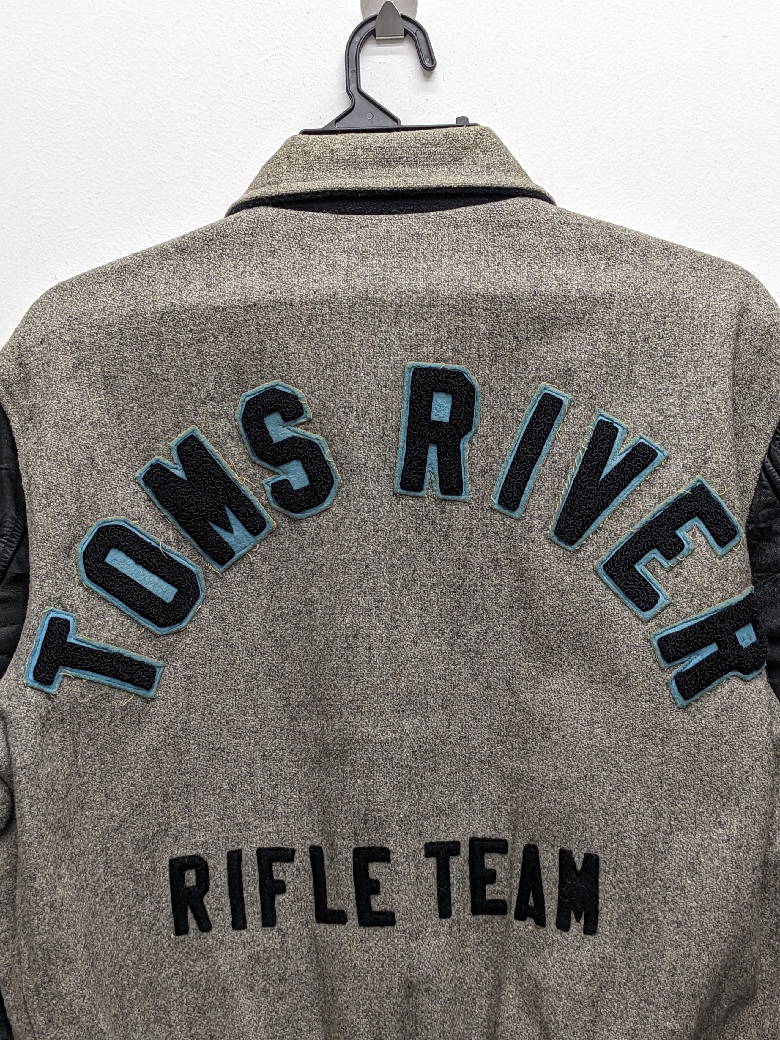 Other VINTAGE TOMS RIVER RIFLE TEAM WALLACH'S VARSITY JACKET Size US M / EU 48-50 / 2 - 8 Thumbnail