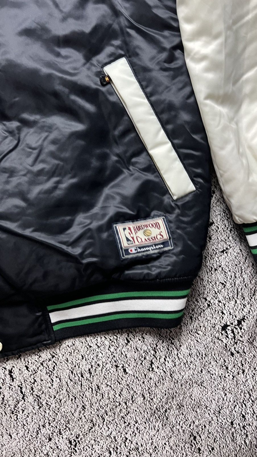 Champion VTG 90’s Boston Celtics NBA satin bomber champion jacket Size US XL / EU 56 / 4 - 3 Thumbnail