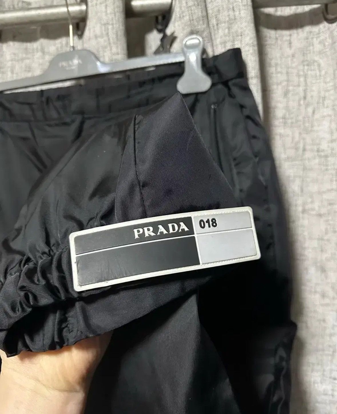 Prada Gabardine Nylon Pants / blk Size US 34 / EU 50 - 3 Thumbnail